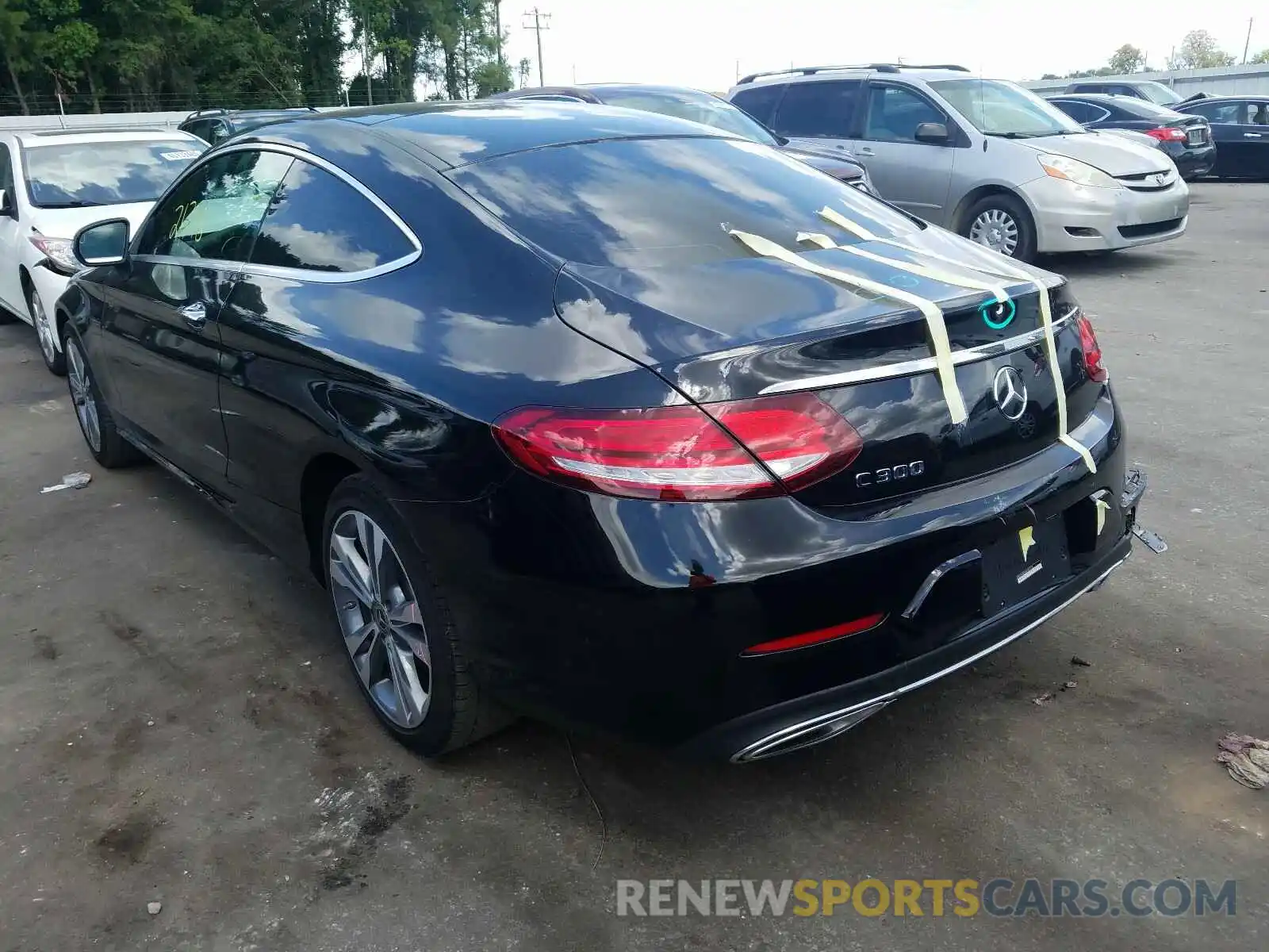 3 Photograph of a damaged car WDDWJ8DB1KF800149 MERCEDES-BENZ C CLASS 2019