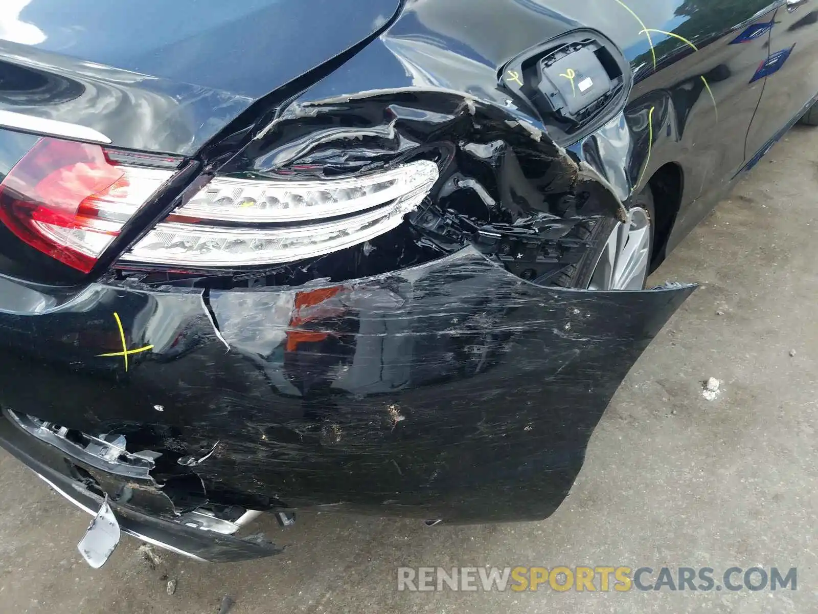 9 Photograph of a damaged car WDDWJ8DB1KF800149 MERCEDES-BENZ C CLASS 2019