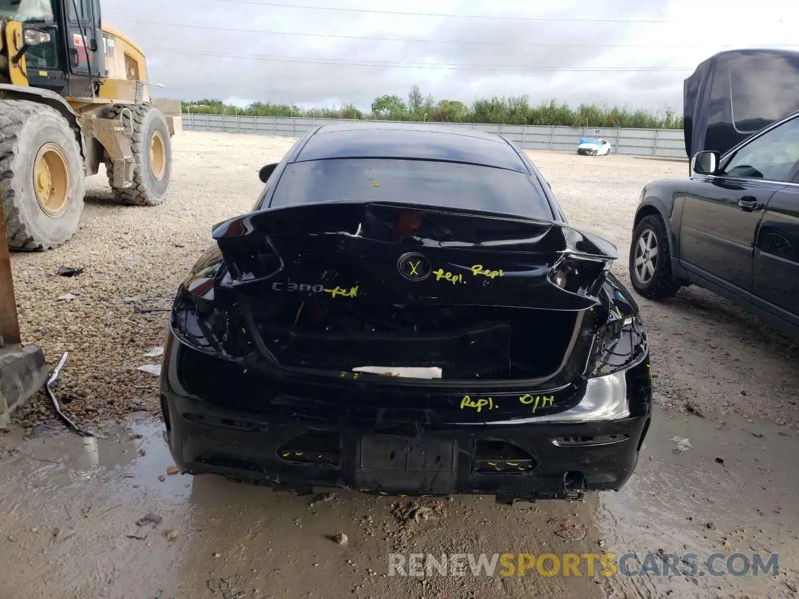 9 Photograph of a damaged car WDDWJ8DB1KF928133 MERCEDES-BENZ C-CLASS 2019