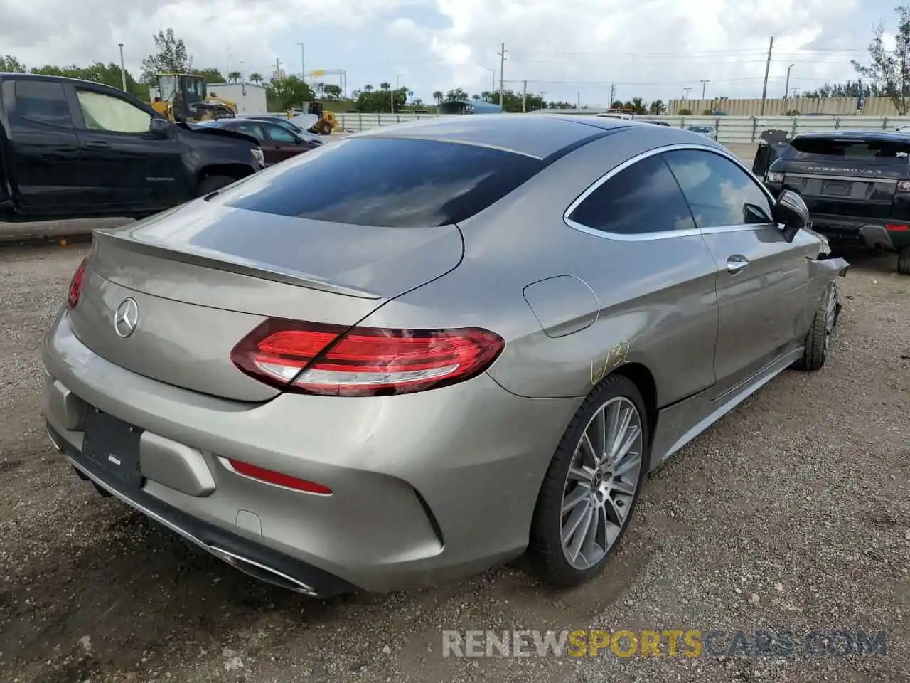 4 Photograph of a damaged car WDDWJ8DB2KF824640 MERCEDES-BENZ C-CLASS 2019