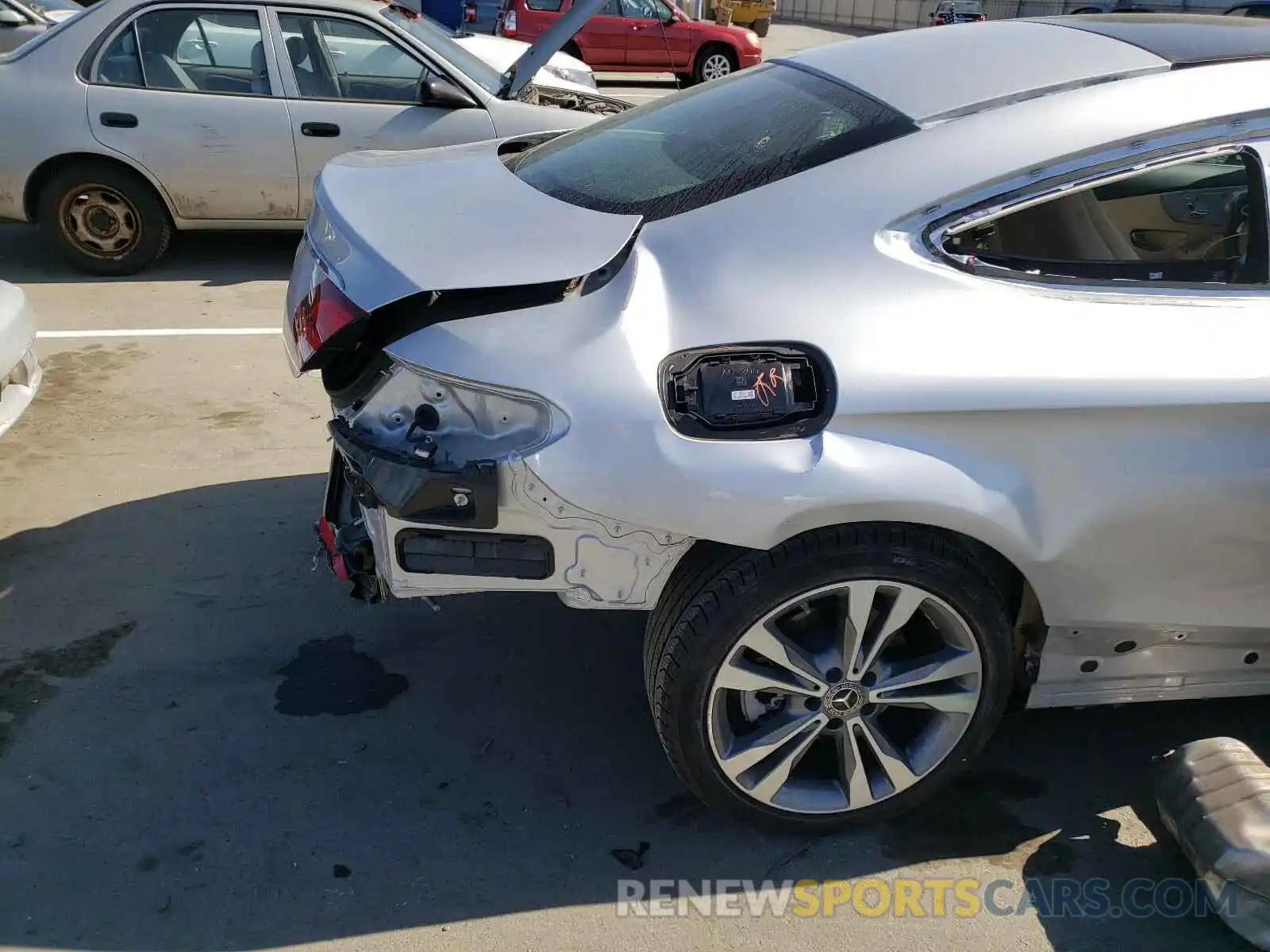 9 Photograph of a damaged car WDDWJ8DB3KF874415 MERCEDES-BENZ C CLASS 2019