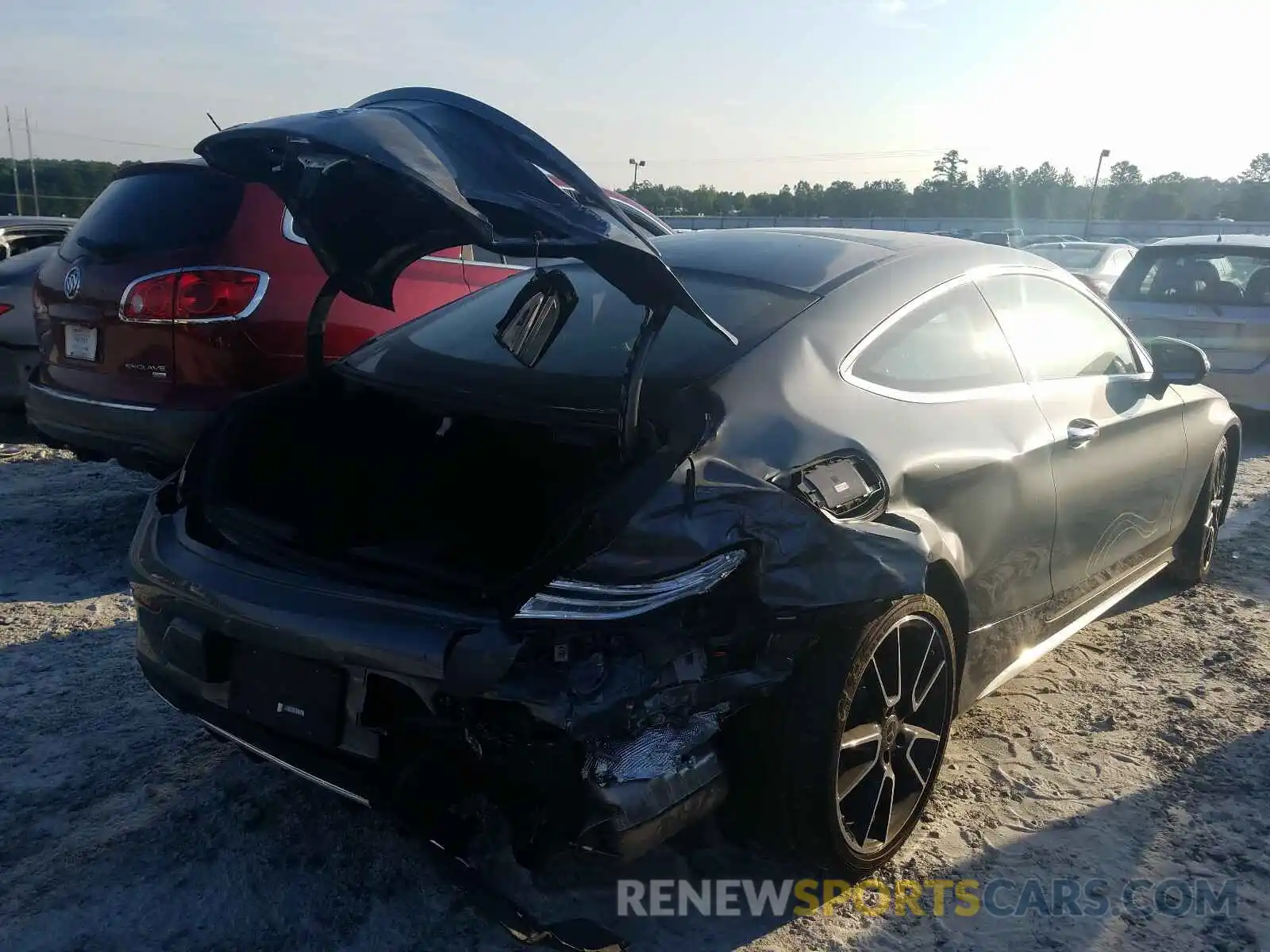 4 Photograph of a damaged car WDDWJ8DB4KF774601 MERCEDES-BENZ C CLASS 2019