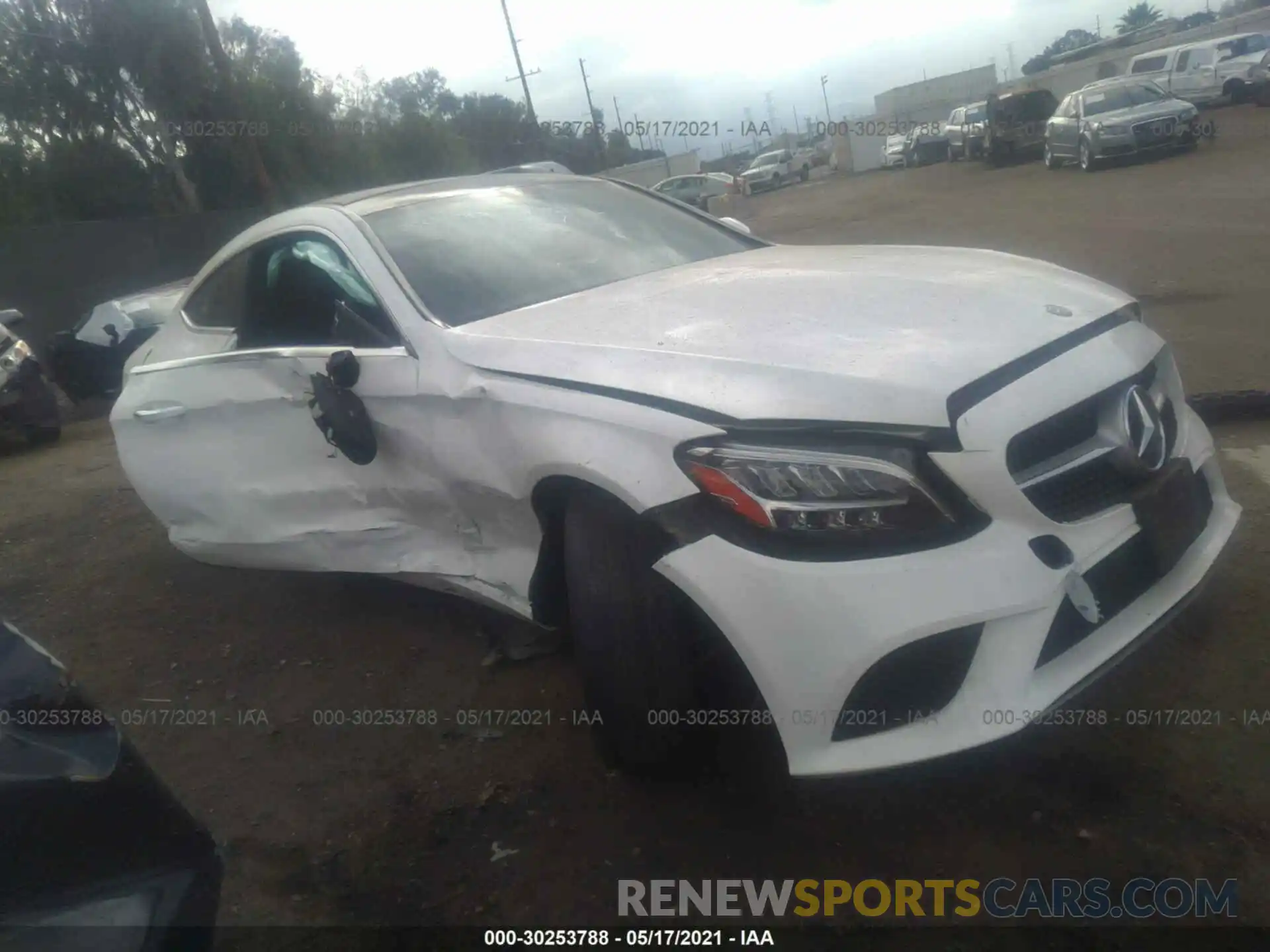 1 Photograph of a damaged car WDDWJ8DB6KF778360 MERCEDES-BENZ C-CLASS 2019