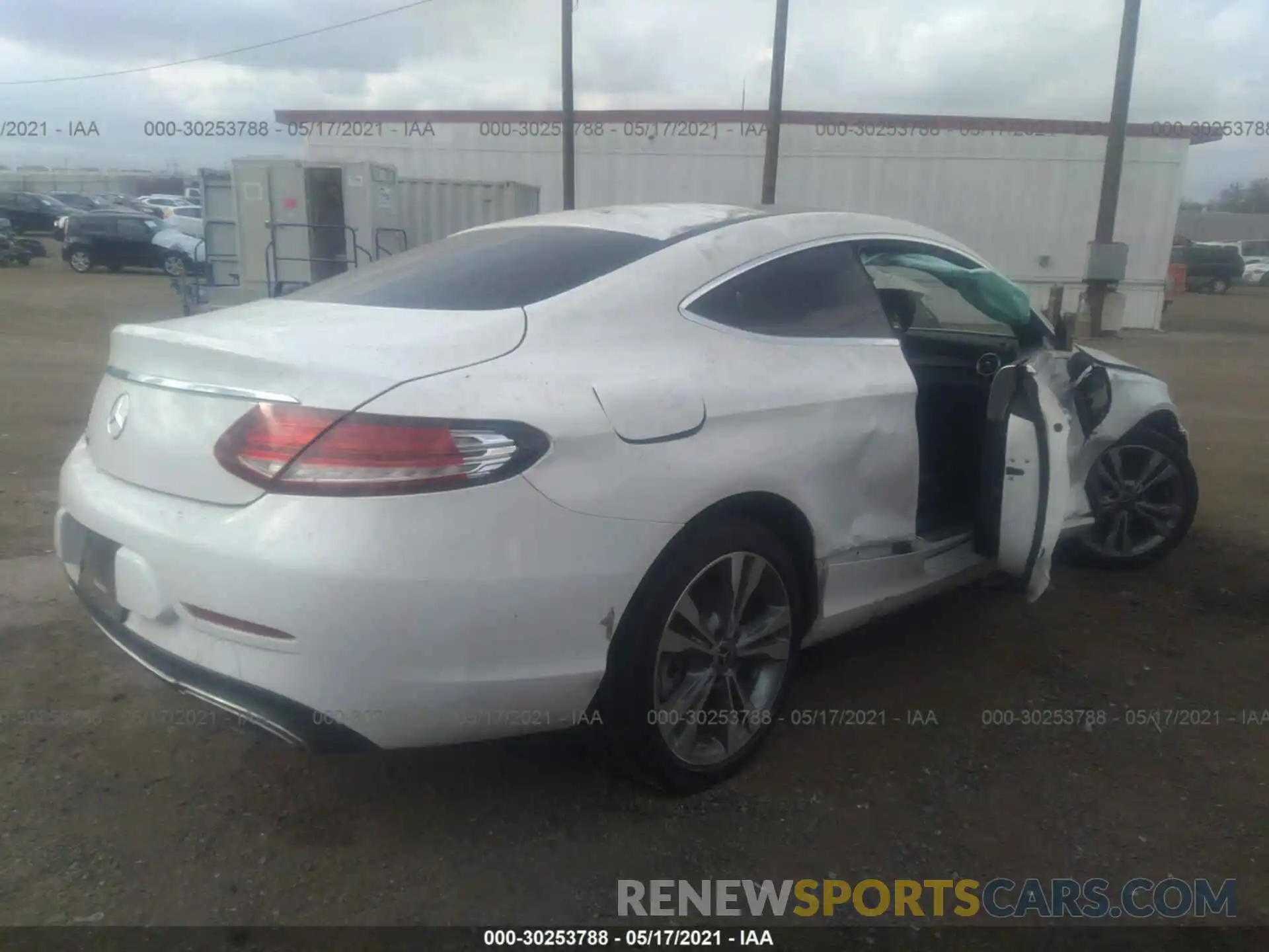 4 Photograph of a damaged car WDDWJ8DB6KF778360 MERCEDES-BENZ C-CLASS 2019