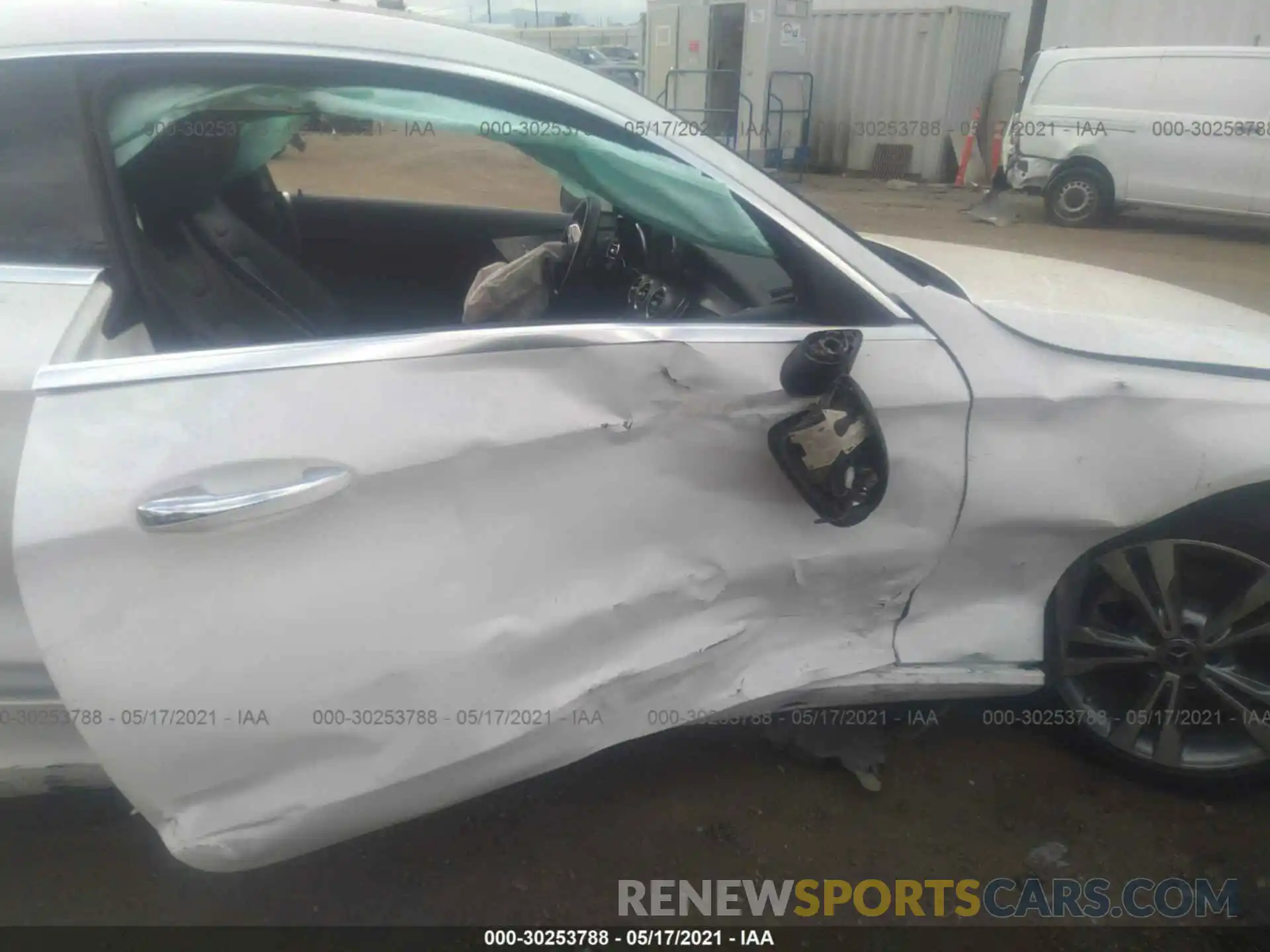 6 Photograph of a damaged car WDDWJ8DB6KF778360 MERCEDES-BENZ C-CLASS 2019