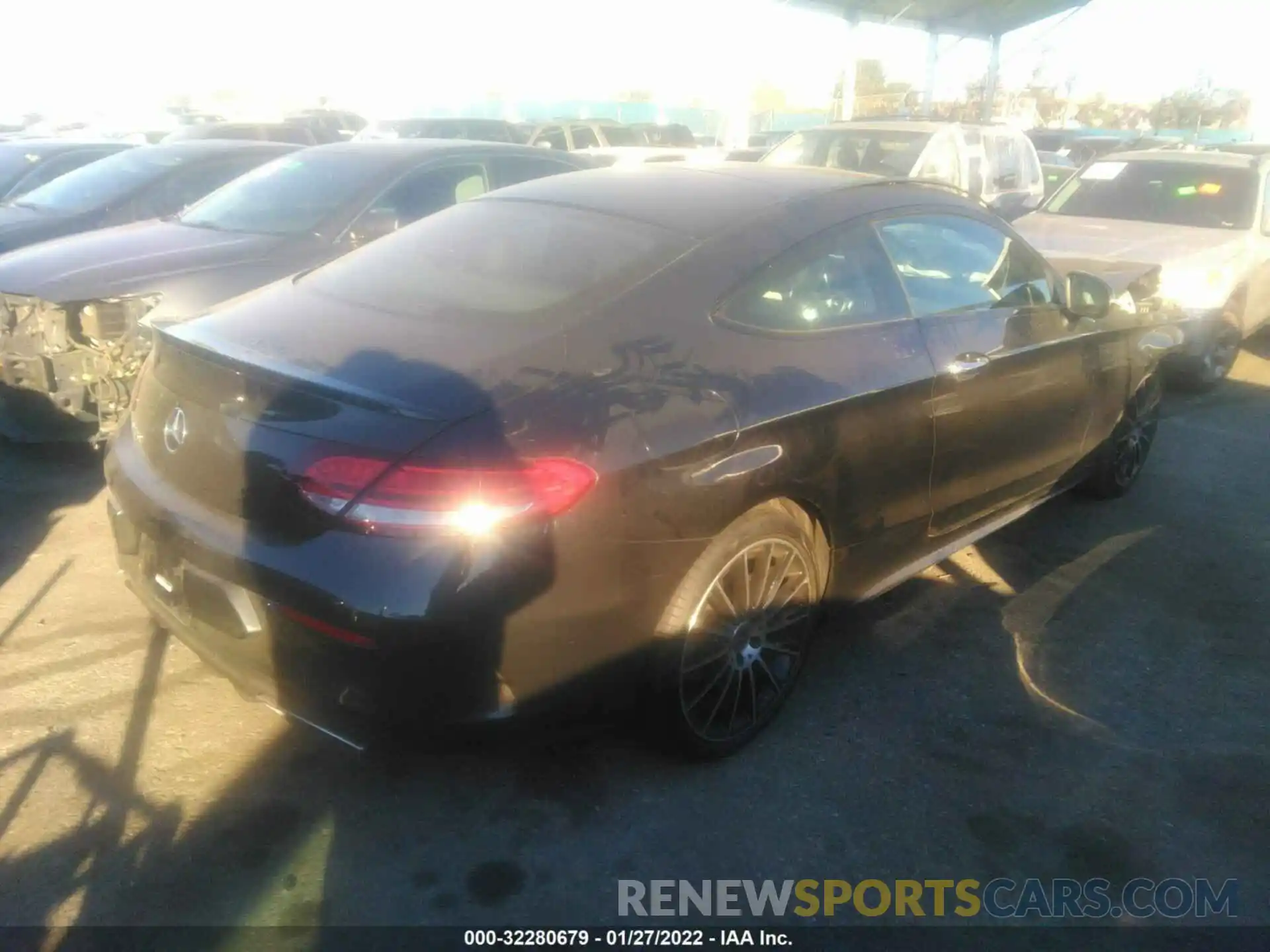 4 Photograph of a damaged car WDDWJ8DB6KF803614 MERCEDES-BENZ C-CLASS 2019