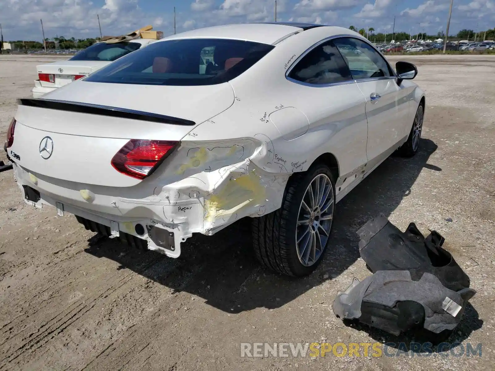 4 Photograph of a damaged car WDDWJ8DB6KF858869 MERCEDES-BENZ C-CLASS 2019