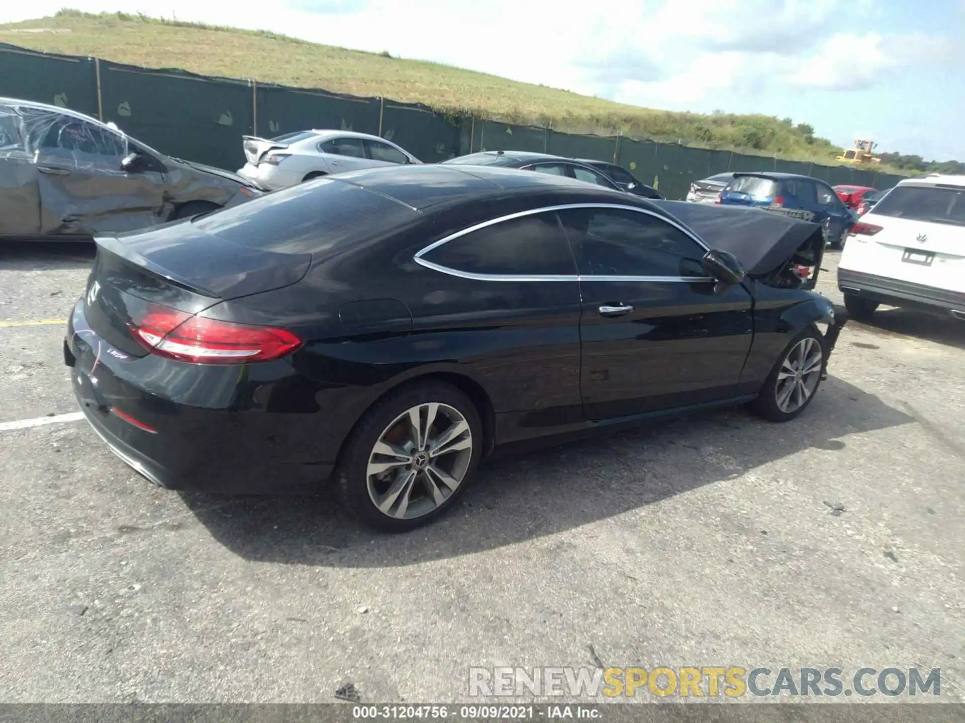 4 Photograph of a damaged car WDDWJ8DB6KF927141 MERCEDES-BENZ C-CLASS 2019