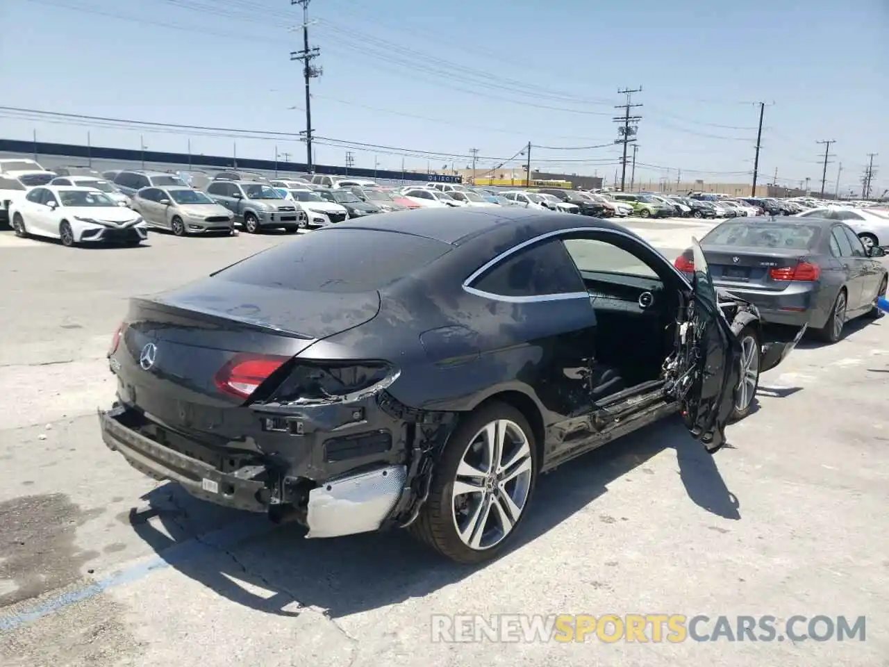 4 Photograph of a damaged car WDDWJ8DB7KF774771 MERCEDES-BENZ C-CLASS 2019