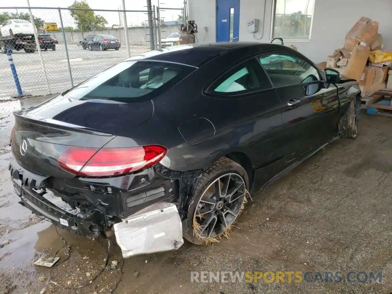 4 Photograph of a damaged car WDDWJ8DB7KF928136 MERCEDES-BENZ C-CLASS 2019