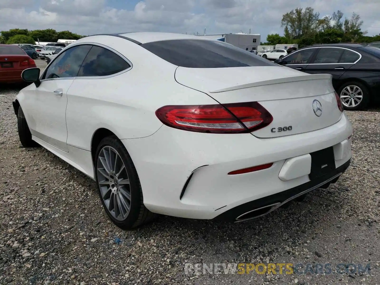 3 Photograph of a damaged car WDDWJ8DB8KF775427 MERCEDES-BENZ C CLASS 2019