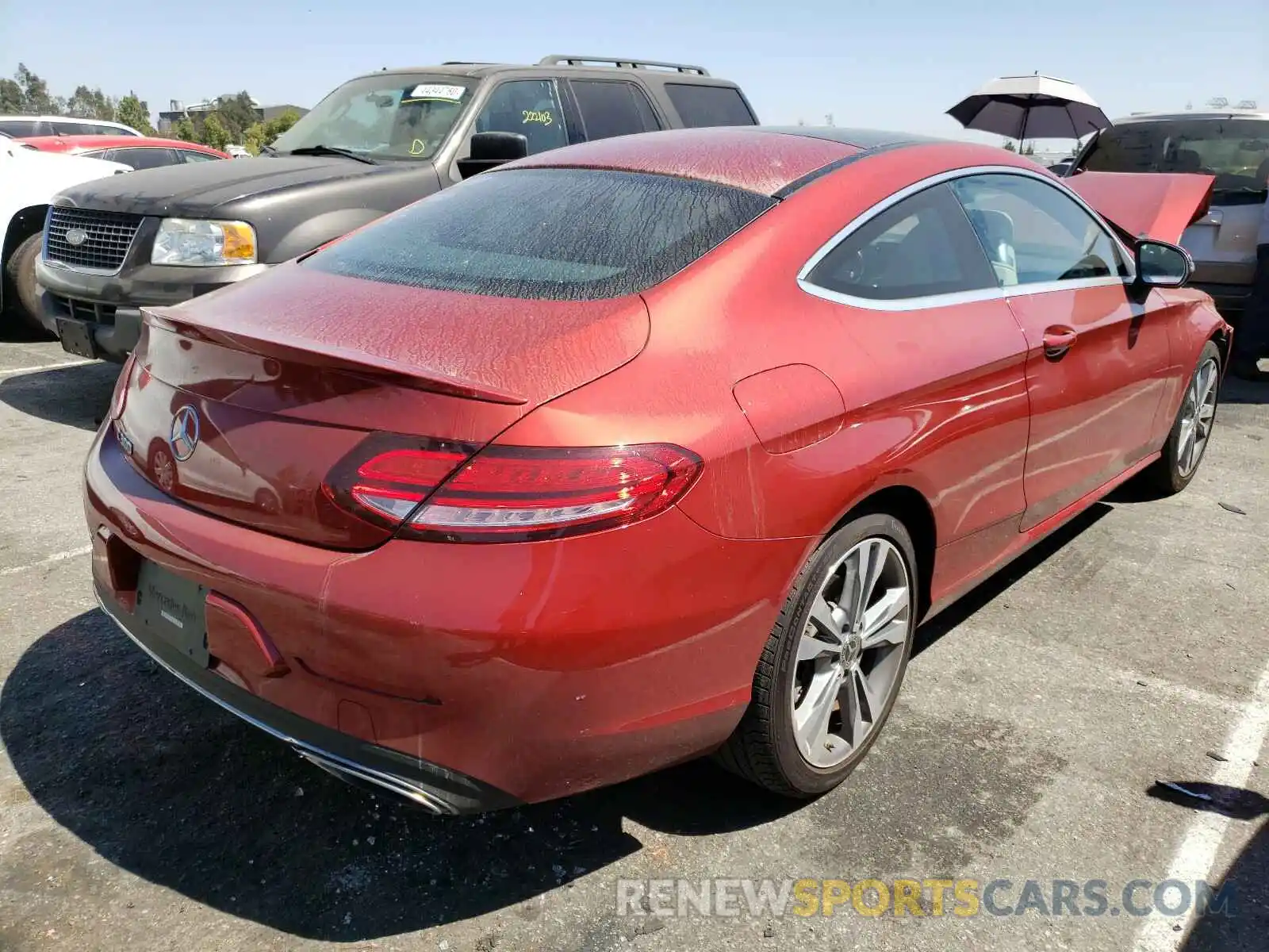 4 Photograph of a damaged car WDDWJ8DB9KF780815 MERCEDES-BENZ C CLASS 2019