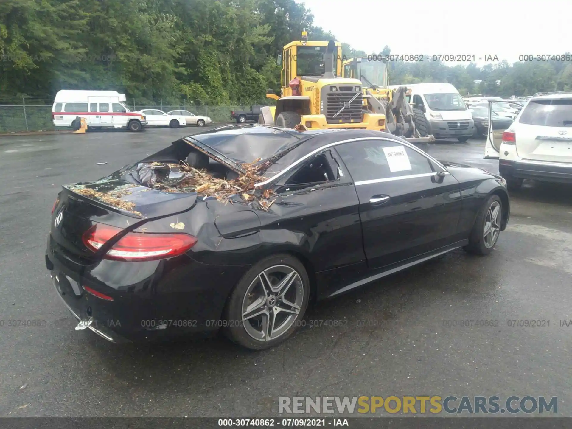 4 Photograph of a damaged car WDDWJ8EB2KF802460 MERCEDES-BENZ C-CLASS 2019