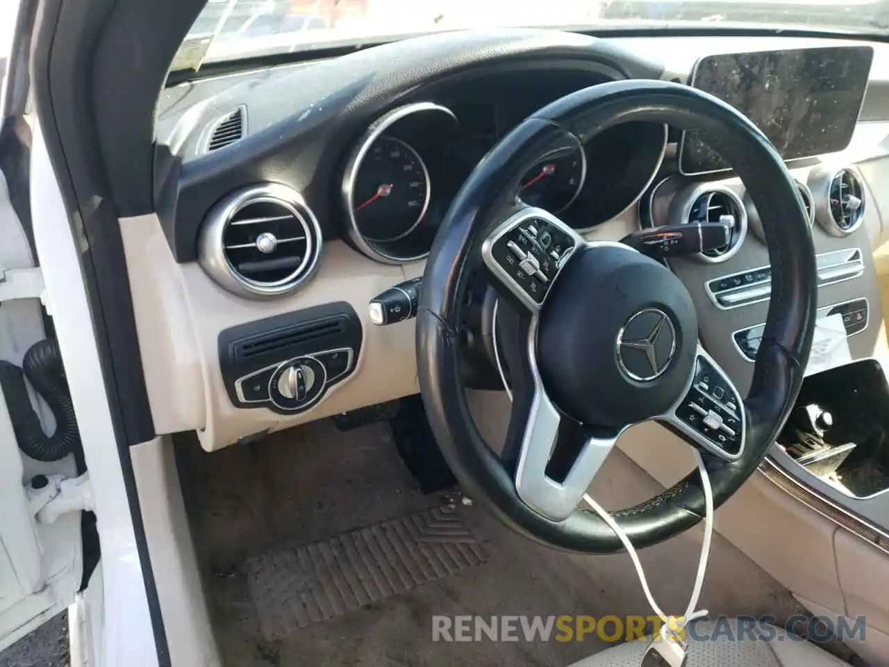 9 Photograph of a damaged car WDDWJ8EB2KF869513 MERCEDES-BENZ C-CLASS 2019