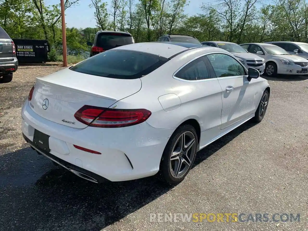 4 Photograph of a damaged car WDDWJ8EB3KF773938 MERCEDES-BENZ C CLASS 2019