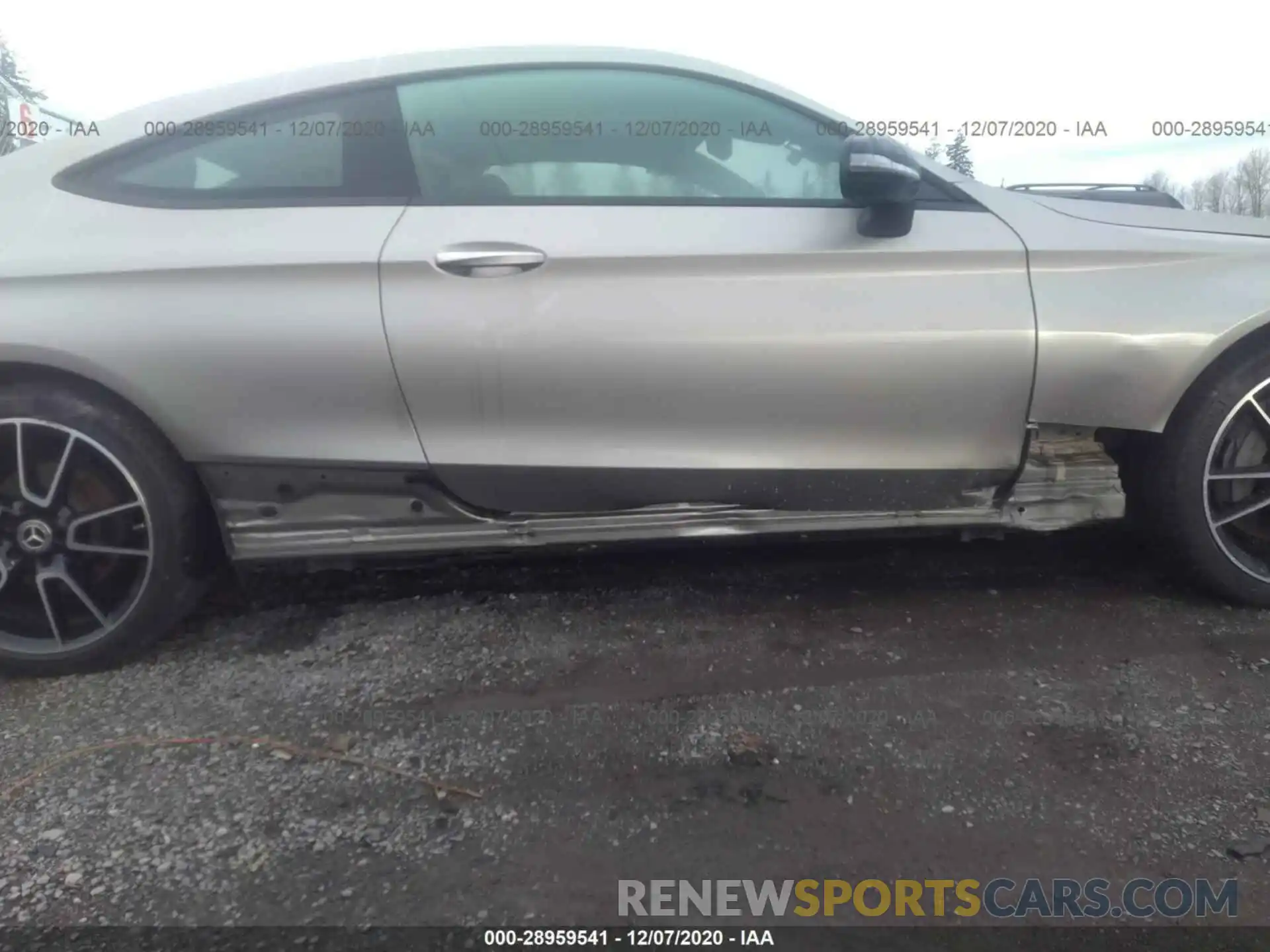 6 Photograph of a damaged car WDDWJ8EB4KF770305 MERCEDES-BENZ C-CLASS 2019