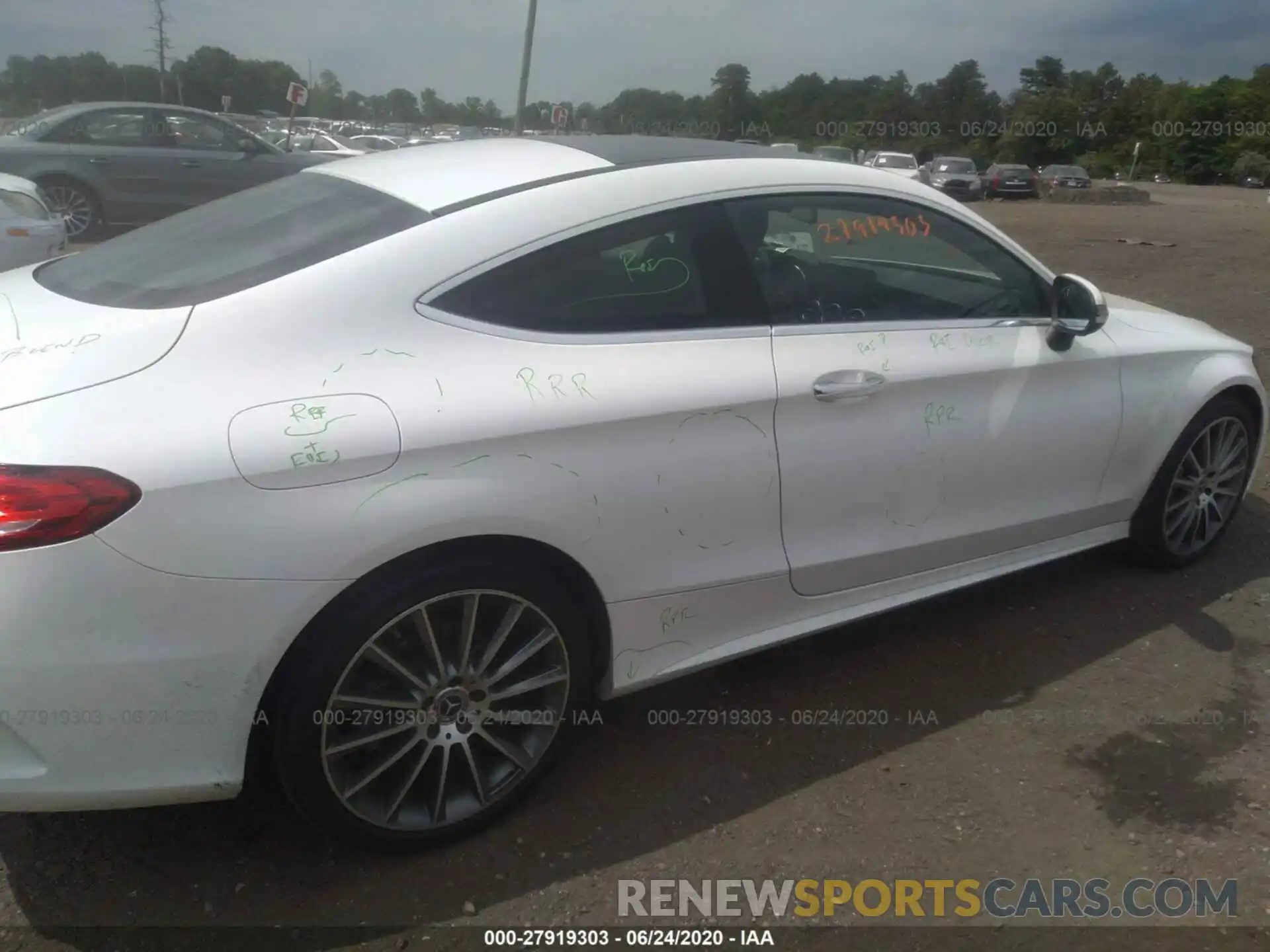 6 Photograph of a damaged car WDDWJ8EB4KF844323 MERCEDES-BENZ C-CLASS 2019