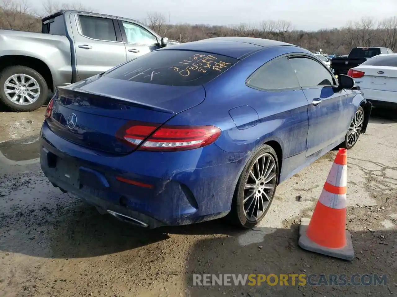 4 Photograph of a damaged car WDDWJ8EB8KF814306 MERCEDES-BENZ C-CLASS 2019