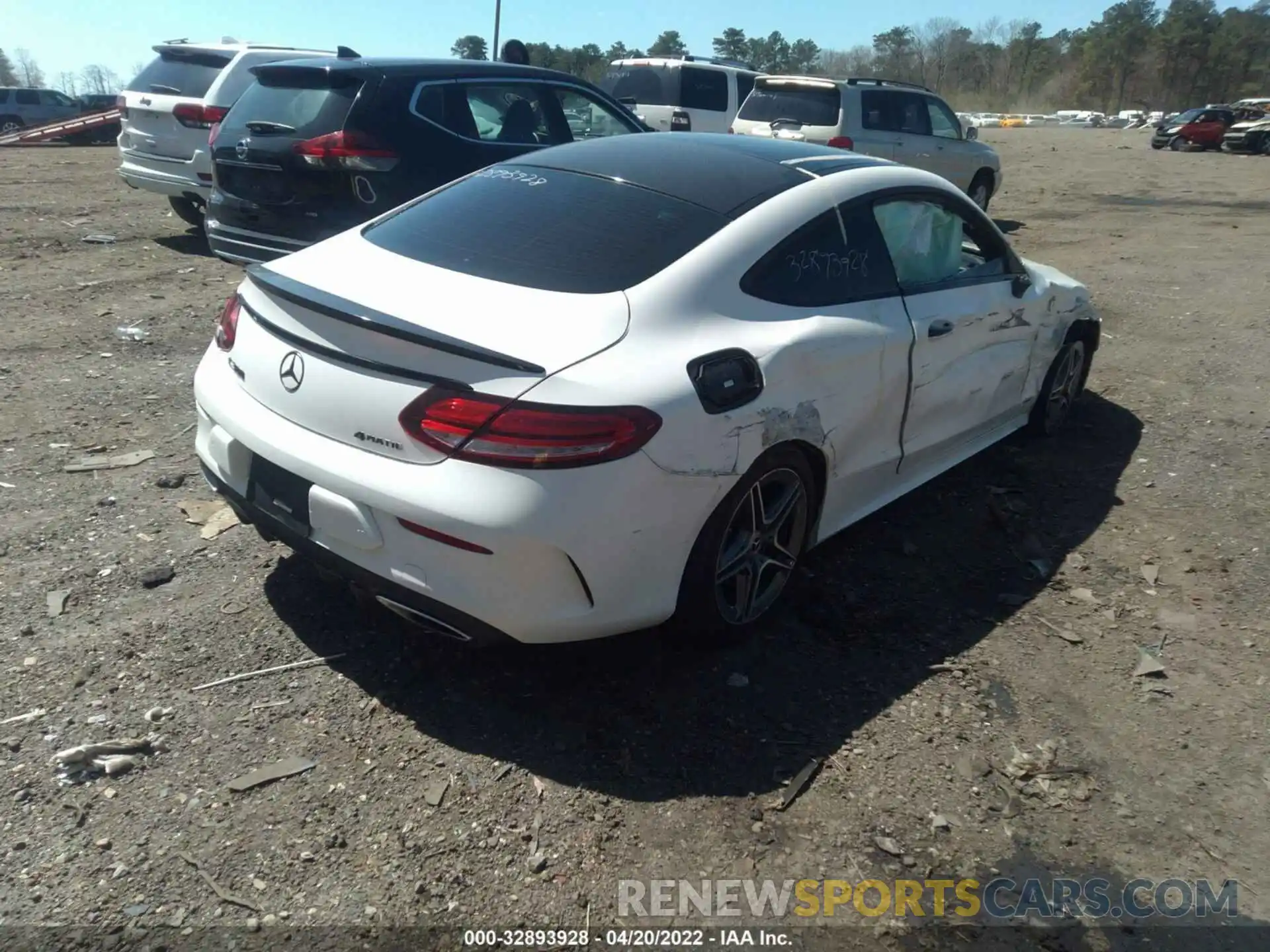 4 Photograph of a damaged car WDDWJ8EB8KF870214 MERCEDES-BENZ C-CLASS 2019