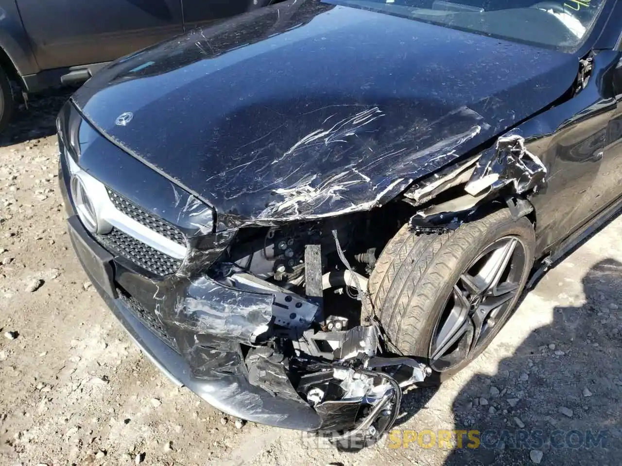 9 Photograph of a damaged car WDDWJ8EB9KF830353 MERCEDES-BENZ C-CLASS 2019