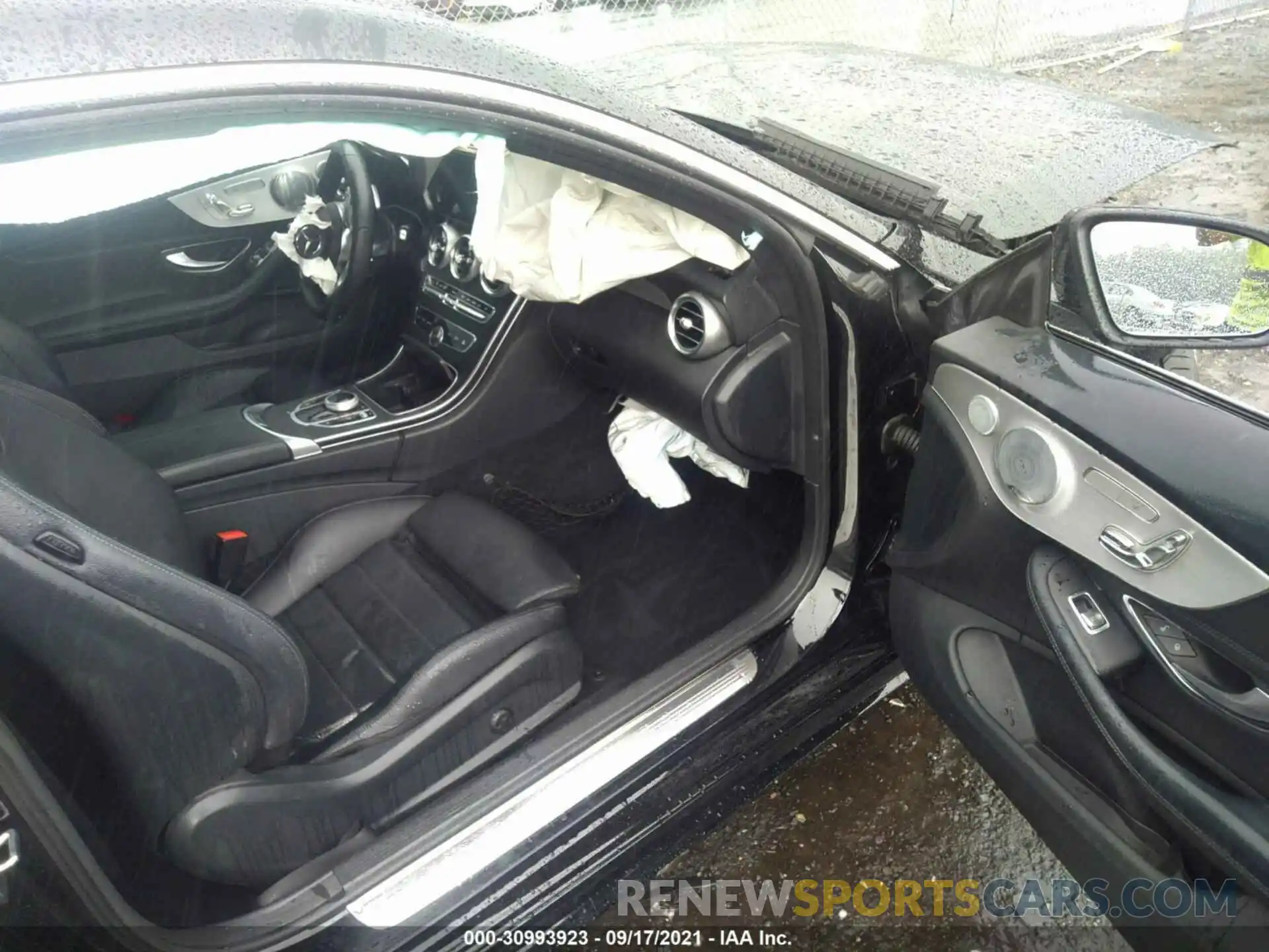 5 Photograph of a damaged car WDDWJ8EB9KF843328 MERCEDES-BENZ C-CLASS 2019