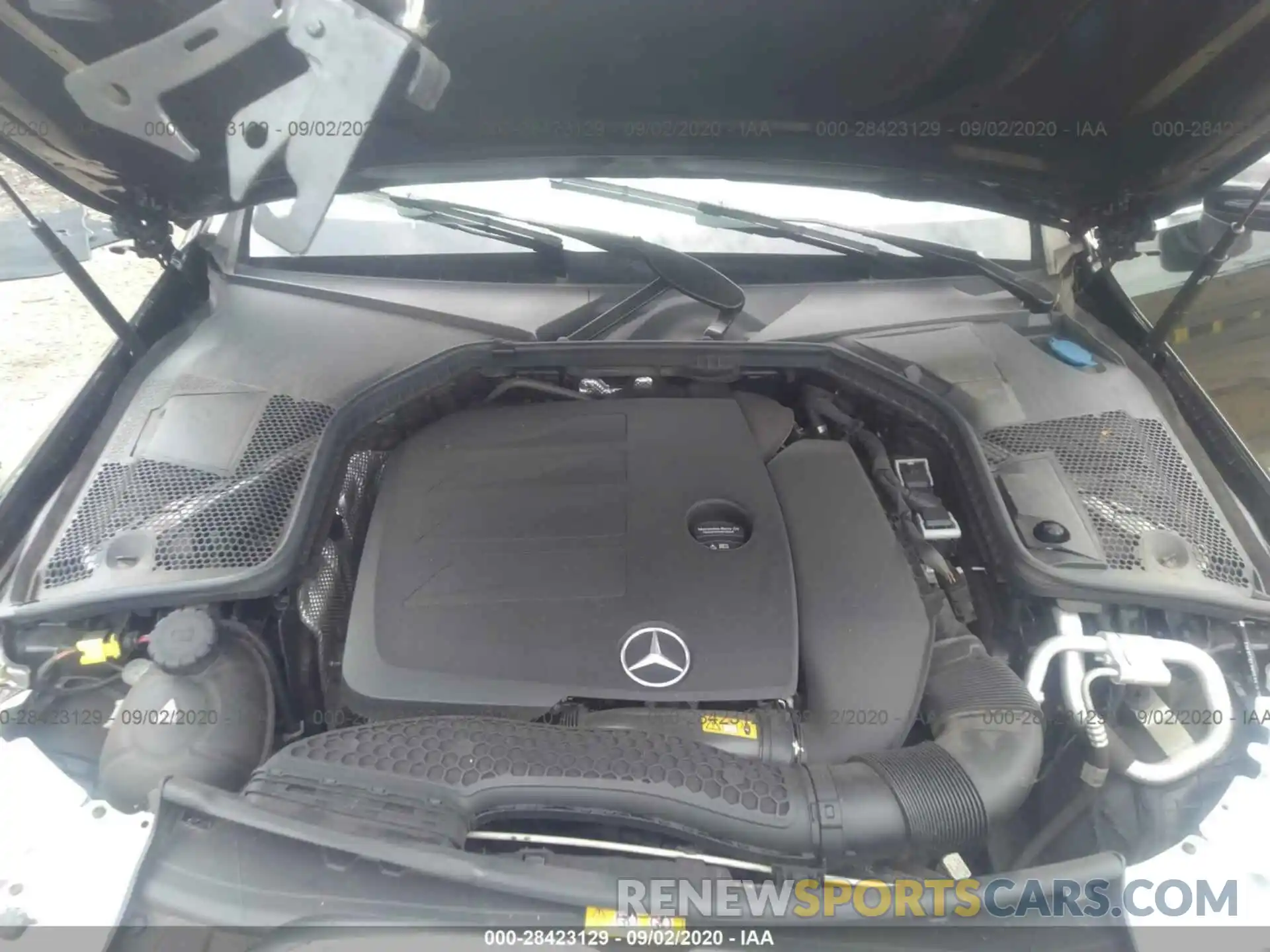 10 Photograph of a damaged car WDDWJ8EB9KF860520 MERCEDES-BENZ C-CLASS 2019