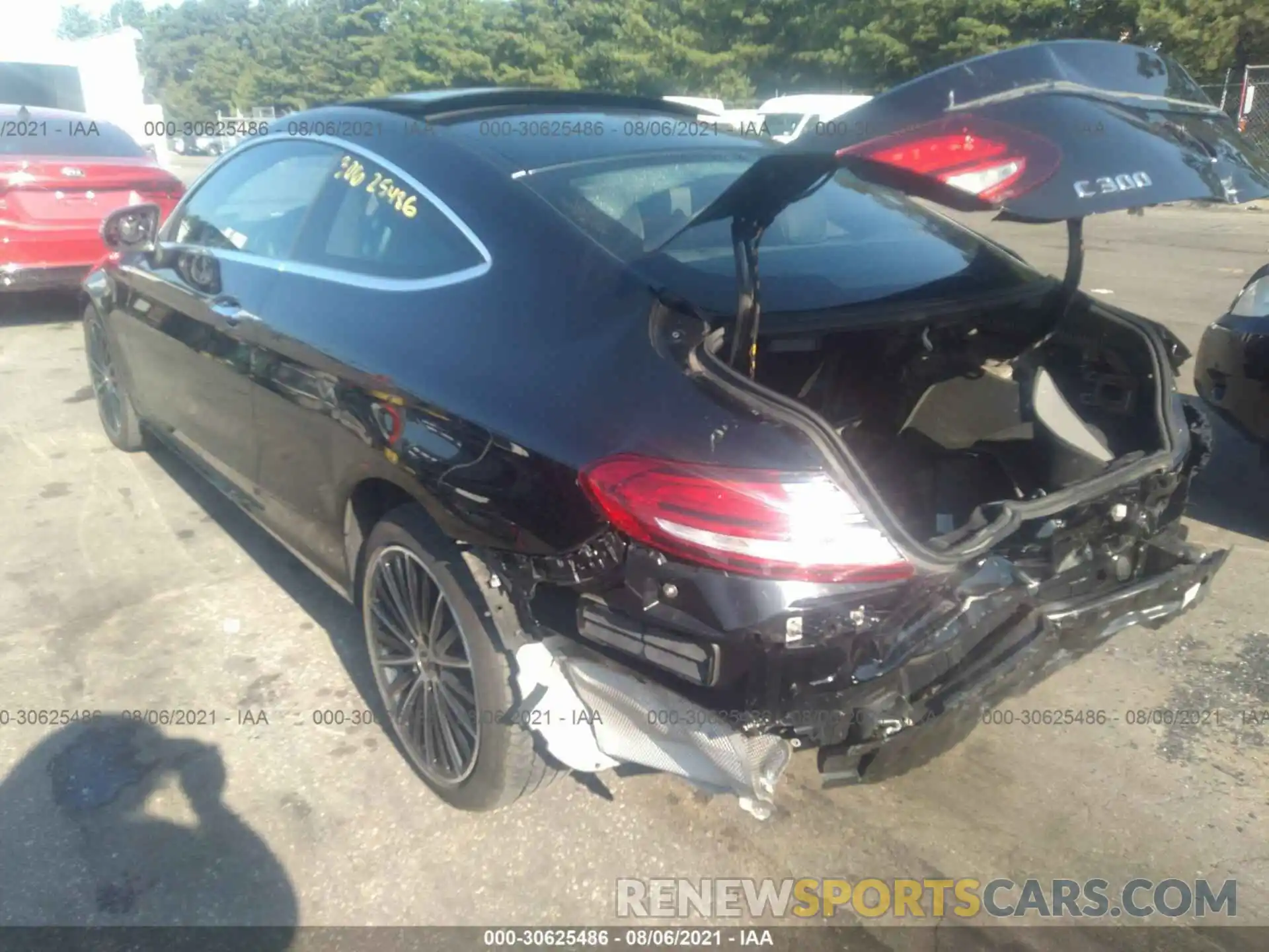 3 Photograph of a damaged car WDDWJ8EBXKF773824 MERCEDES-BENZ C-CLASS 2019