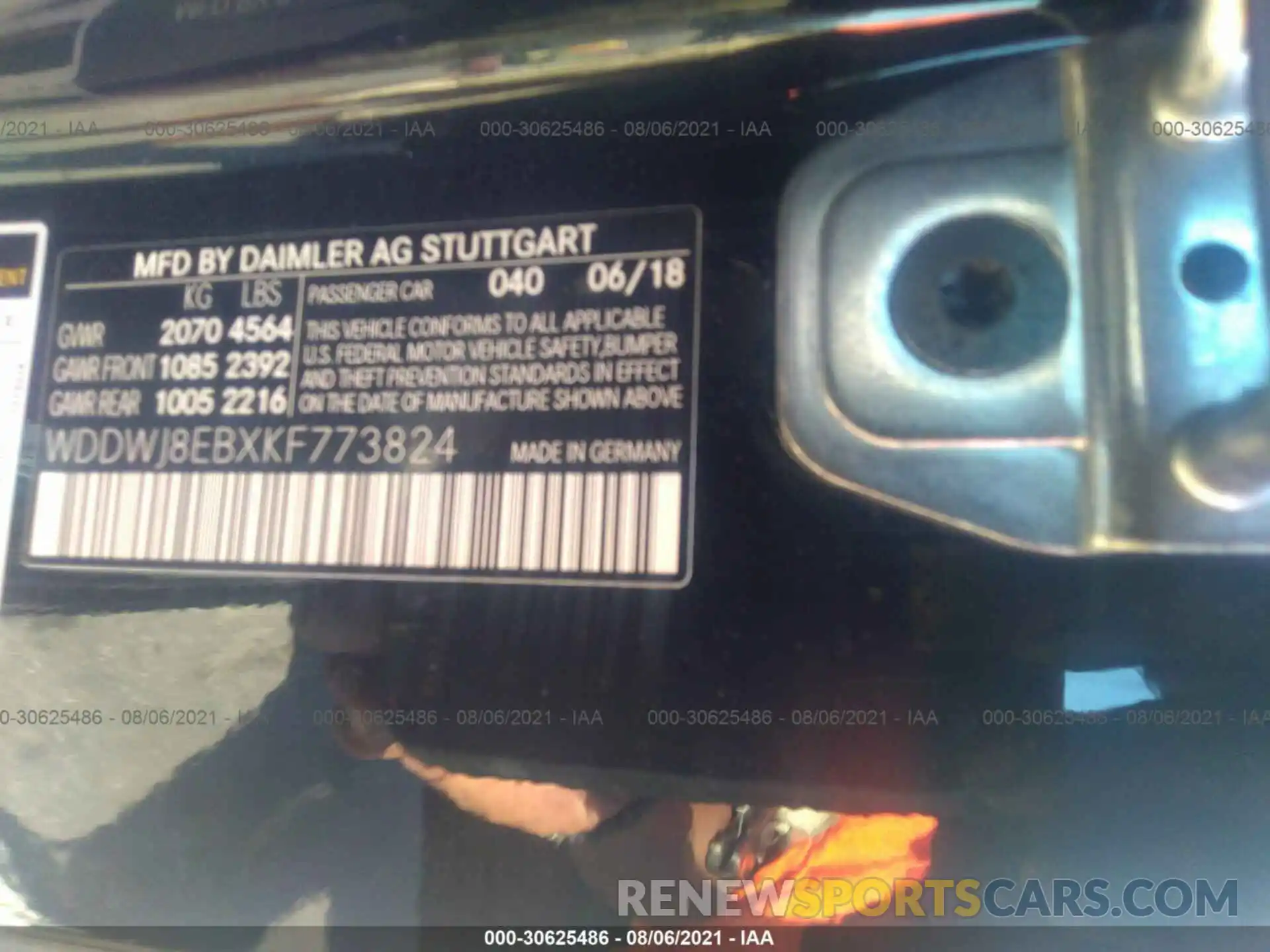 9 Photograph of a damaged car WDDWJ8EBXKF773824 MERCEDES-BENZ C-CLASS 2019