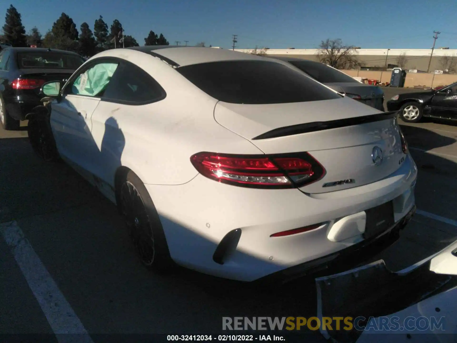 3 Photograph of a damaged car WDDWJ8GB8KF830390 MERCEDES-BENZ C-CLASS 2019