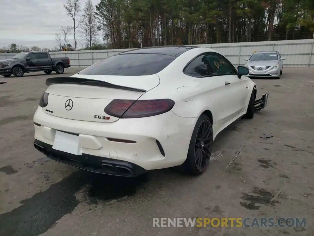 4 Photograph of a damaged car WDDWJ8HB8KF898722 MERCEDES-BENZ C-CLASS 2019