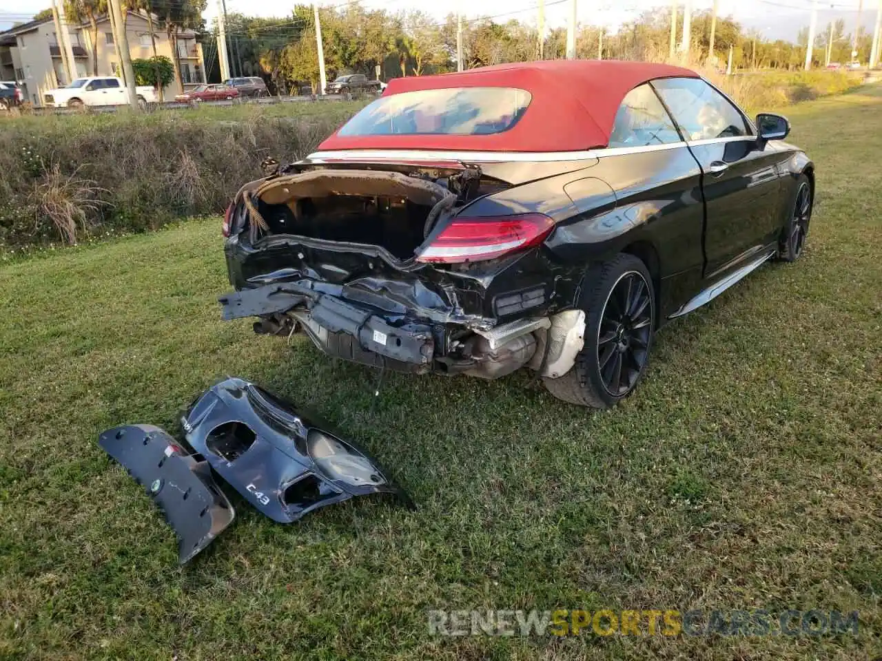 4 Photograph of a damaged car WDDWK6EB8KF863457 MERCEDES-BENZ C-CLASS 2019