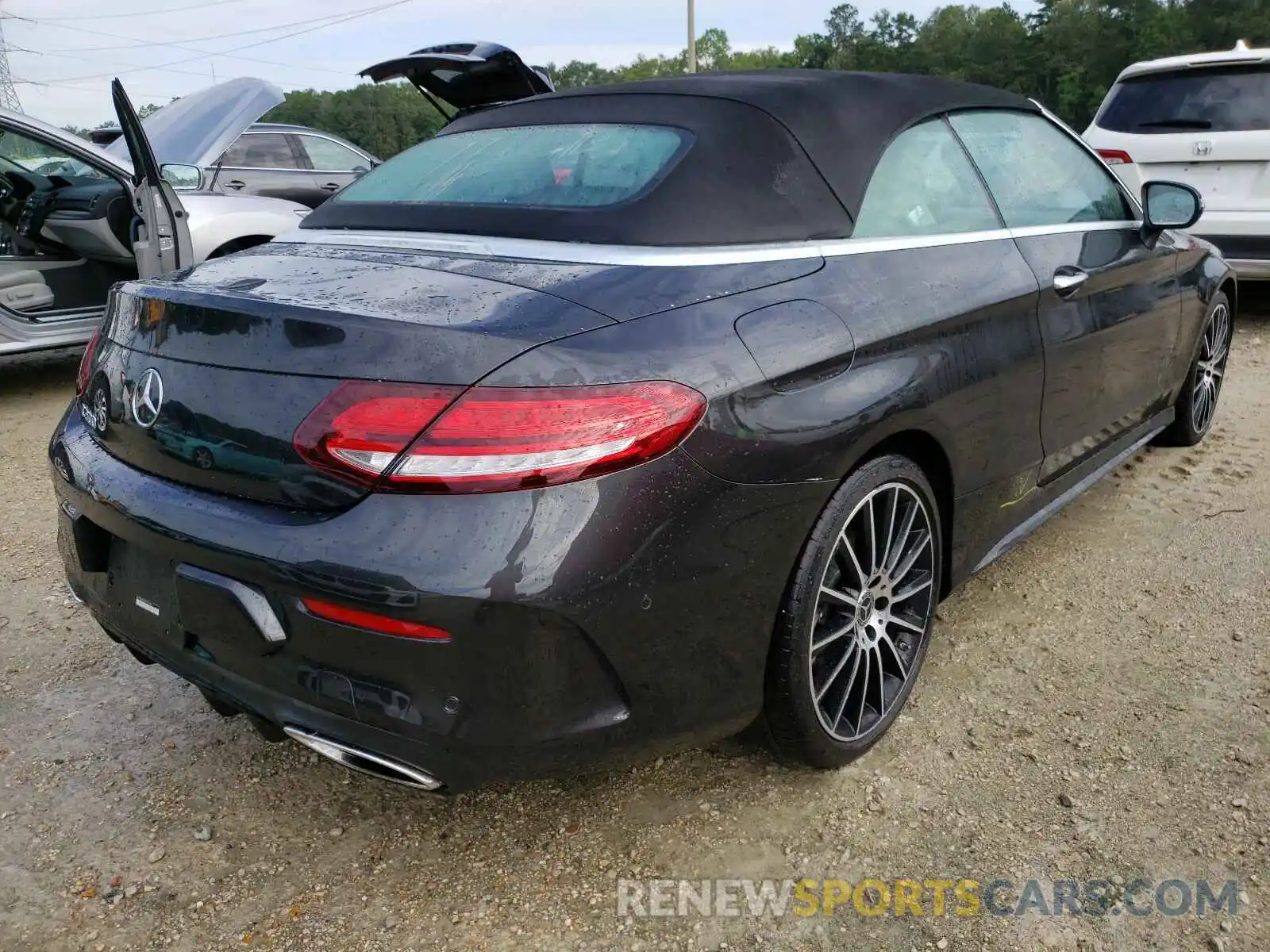 4 Photograph of a damaged car WDDWK8DB1KF837683 MERCEDES-BENZ C-CLASS 2019