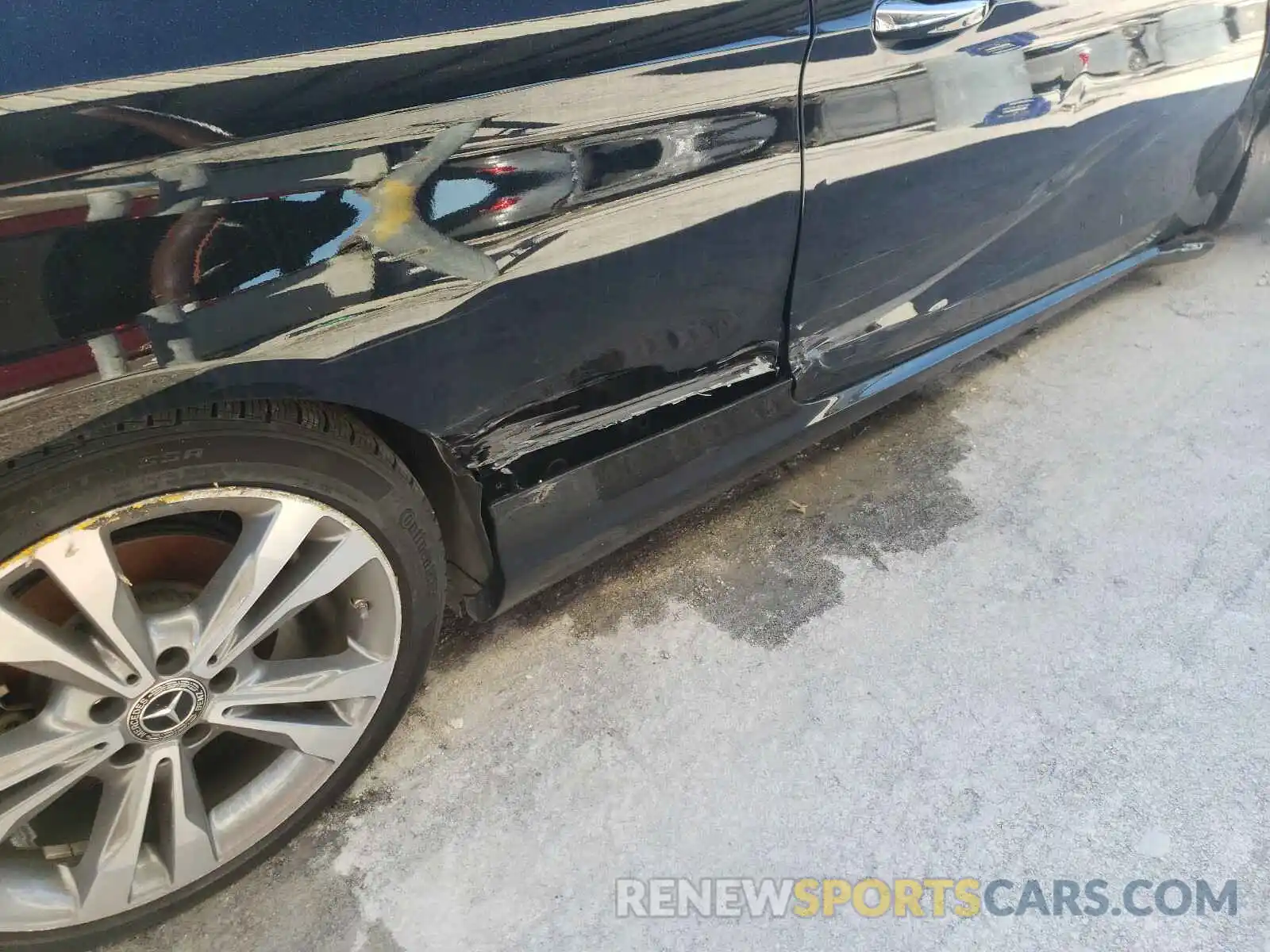 9 Photograph of a damaged car WDDWK8DB2KF822996 MERCEDES-BENZ C CLASS 2019