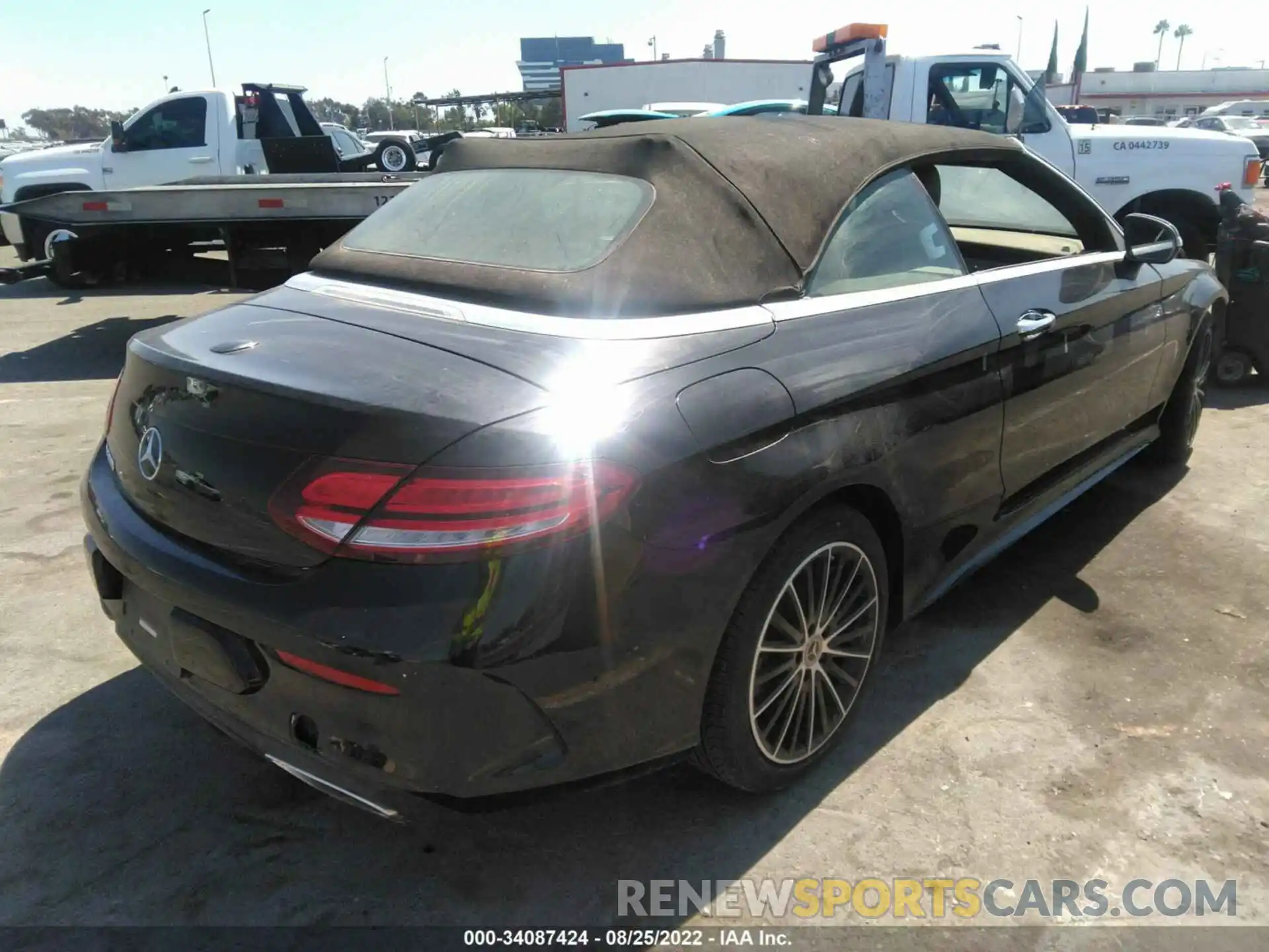 4 Photograph of a damaged car WDDWK8DB3KF823221 MERCEDES-BENZ C-CLASS 2019