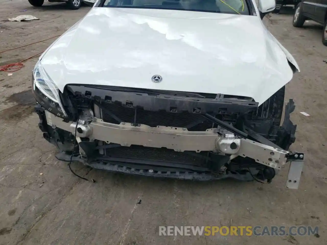 9 Photograph of a damaged car WDDWK8DB8KF835980 MERCEDES-BENZ C-CLASS 2019