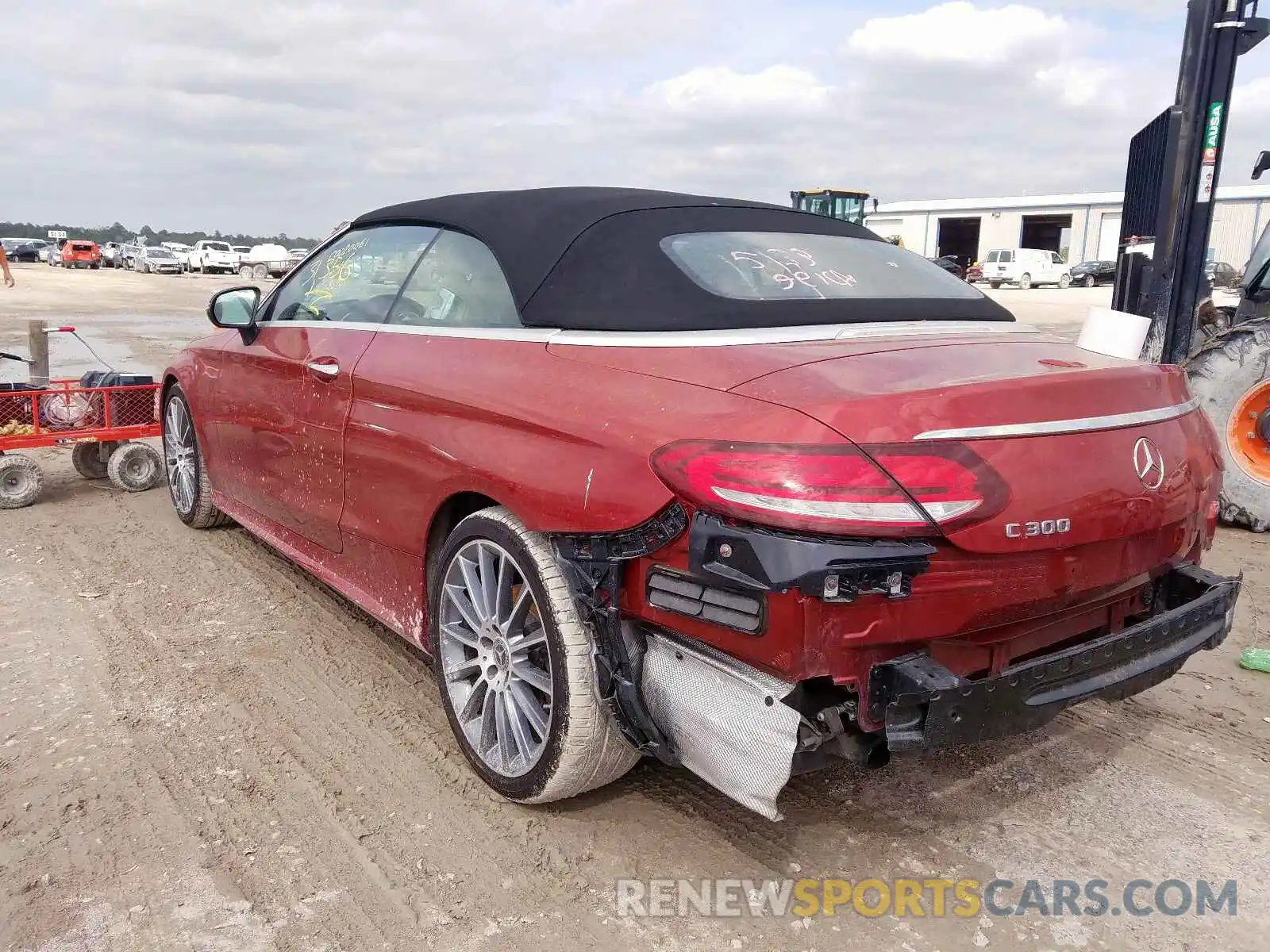 3 Photograph of a damaged car WDDWK8DB9KF841173 MERCEDES-BENZ C CLASS 2019