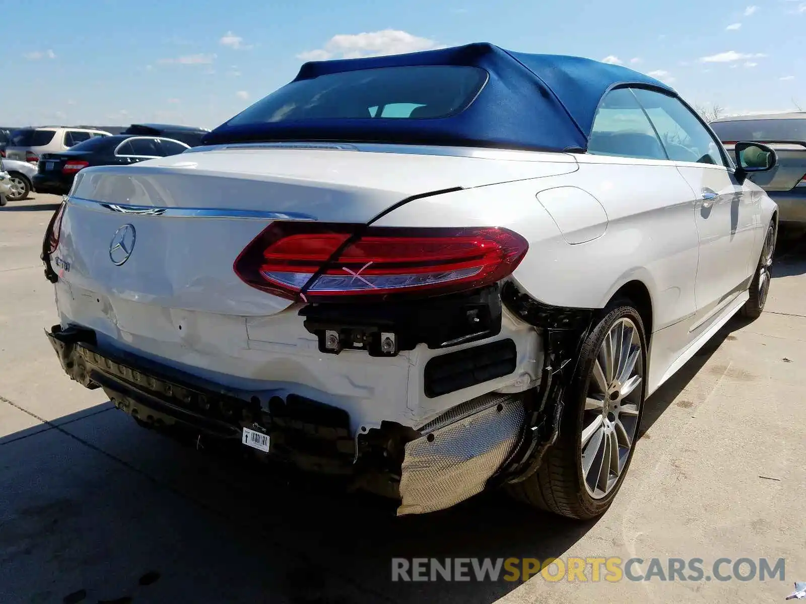 4 Photograph of a damaged car WDDWK8DBXKF783896 MERCEDES-BENZ C CLASS 2019