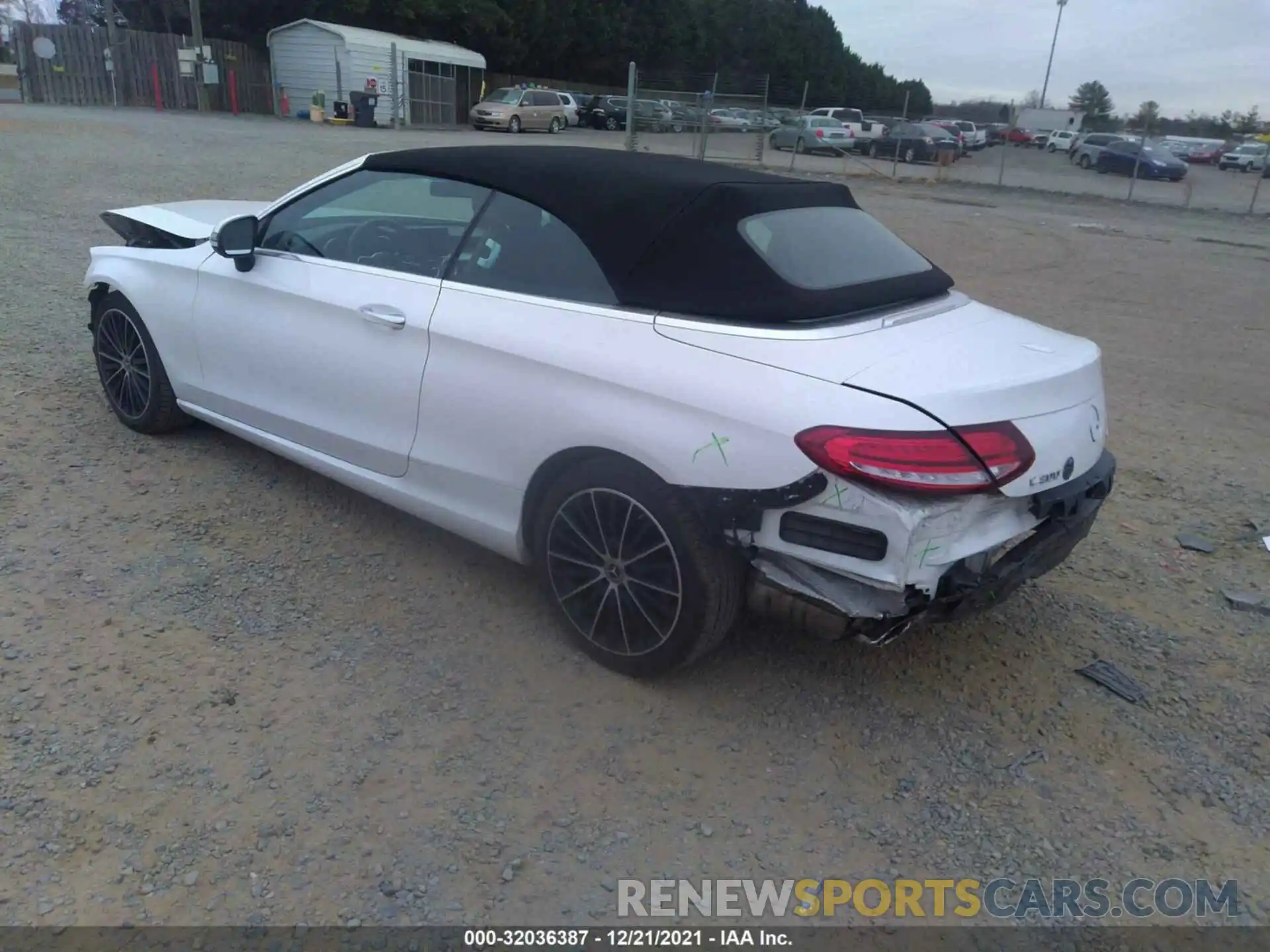 3 Photograph of a damaged car WDDWK8EB0KF770685 MERCEDES-BENZ C-CLASS 2019