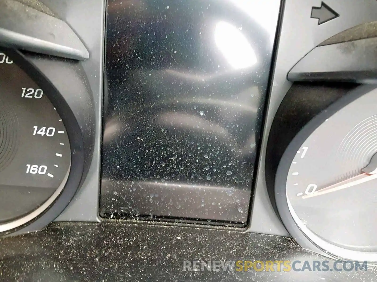 8 Photograph of a damaged car WDDWK8EB0KF779533 MERCEDES-BENZ C CLASS 2019