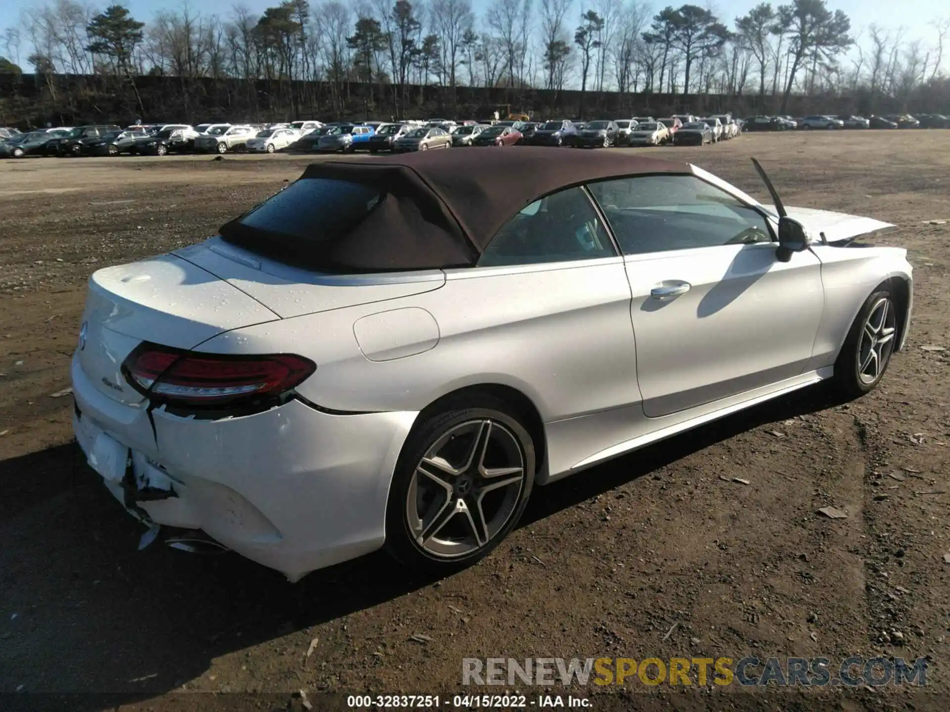 4 Photograph of a damaged car WDDWK8EB2KF853874 MERCEDES-BENZ C-CLASS 2019