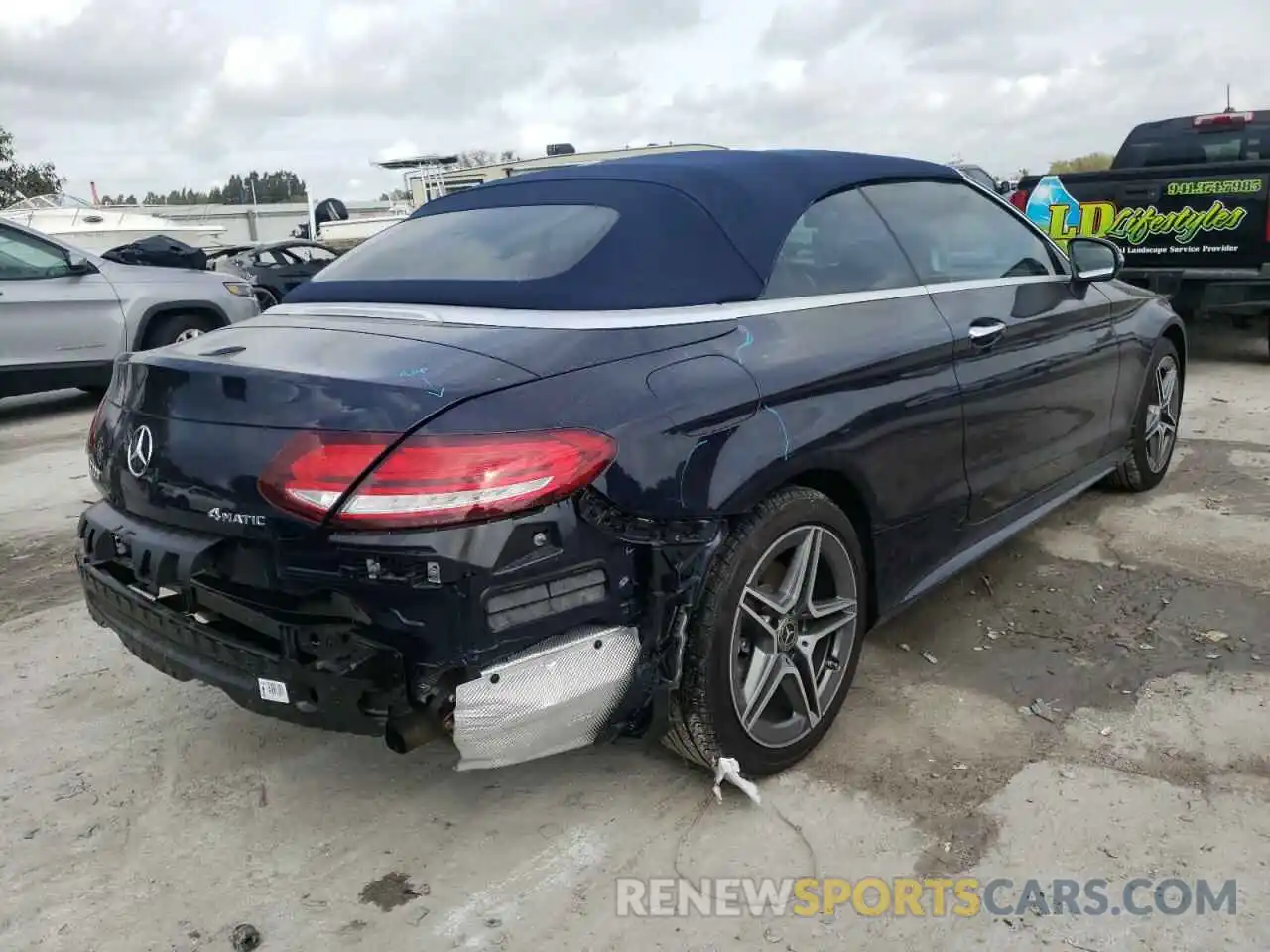 4 Photograph of a damaged car WDDWK8EB5KF851164 MERCEDES-BENZ C-CLASS 2019