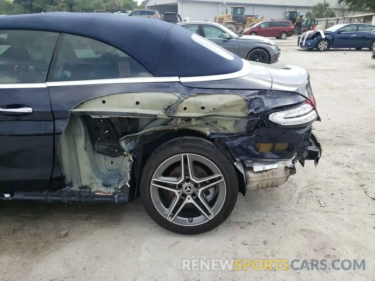 9 Photograph of a damaged car WDDWK8EB5KF851164 MERCEDES-BENZ C-CLASS 2019