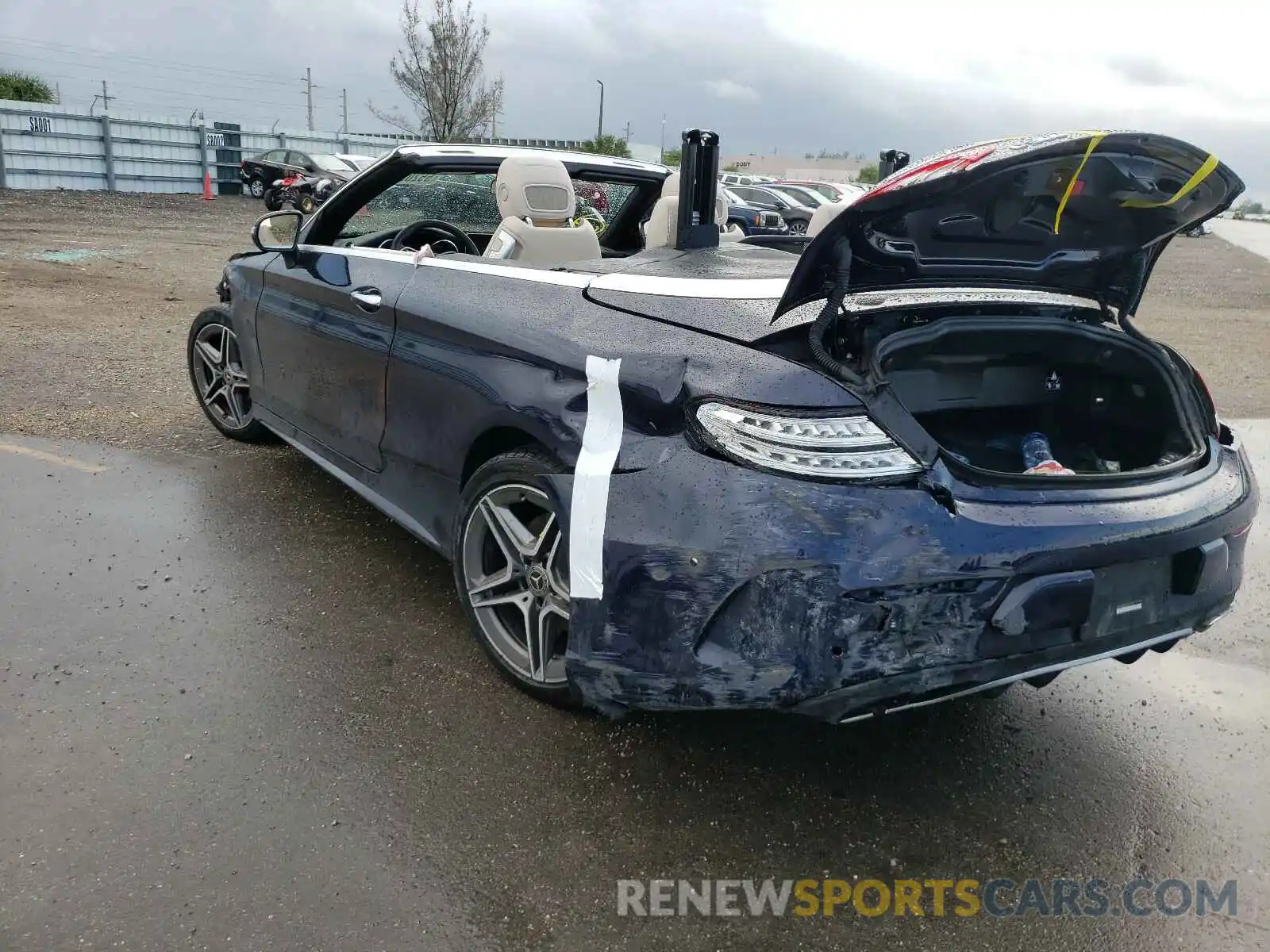 3 Photograph of a damaged car WDDWK8EB7KF826136 MERCEDES-BENZ C CLASS 2019