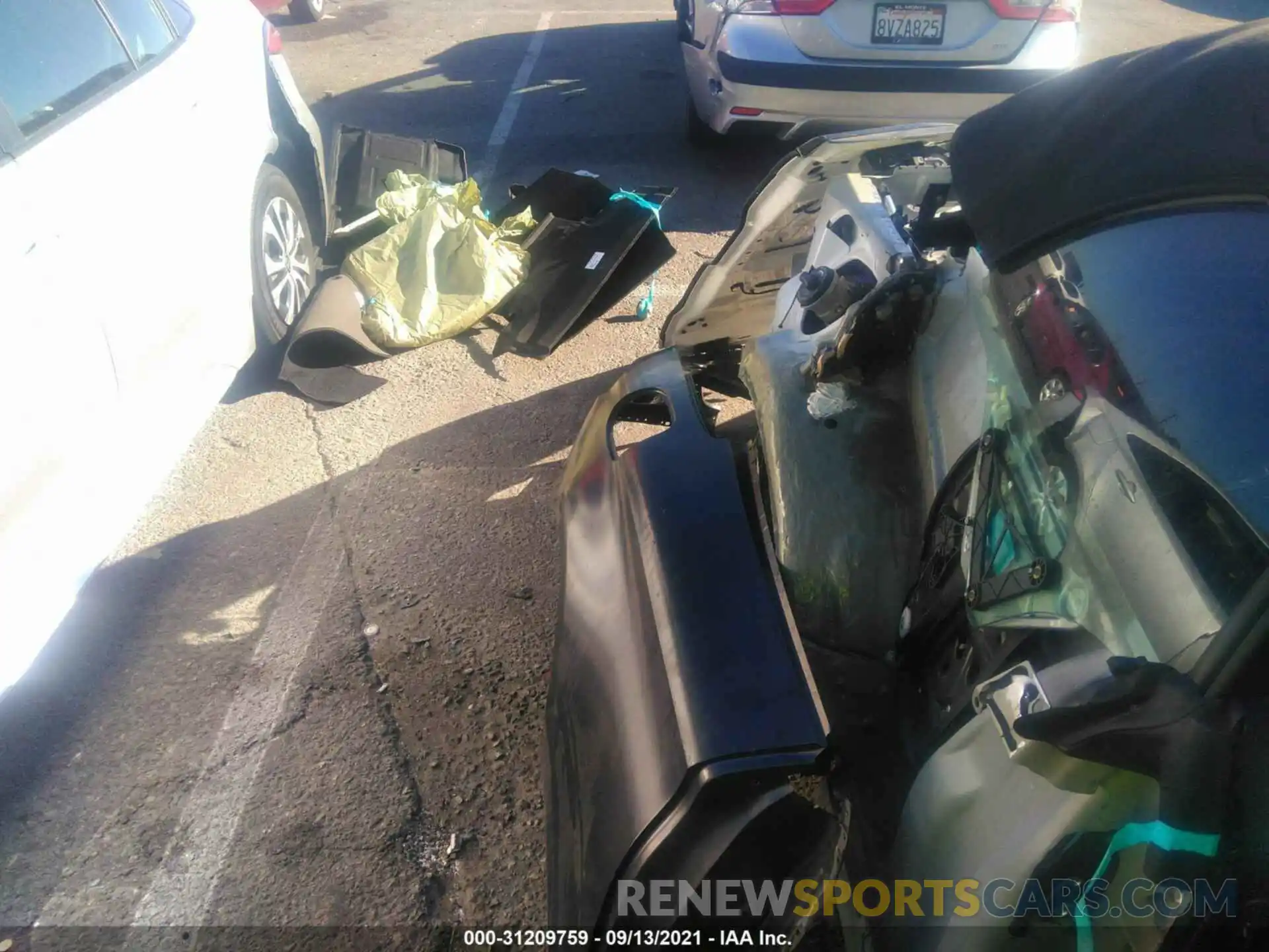 12 Photograph of a damaged car WDDWK8GB3KF828835 MERCEDES-BENZ C-CLASS 2019