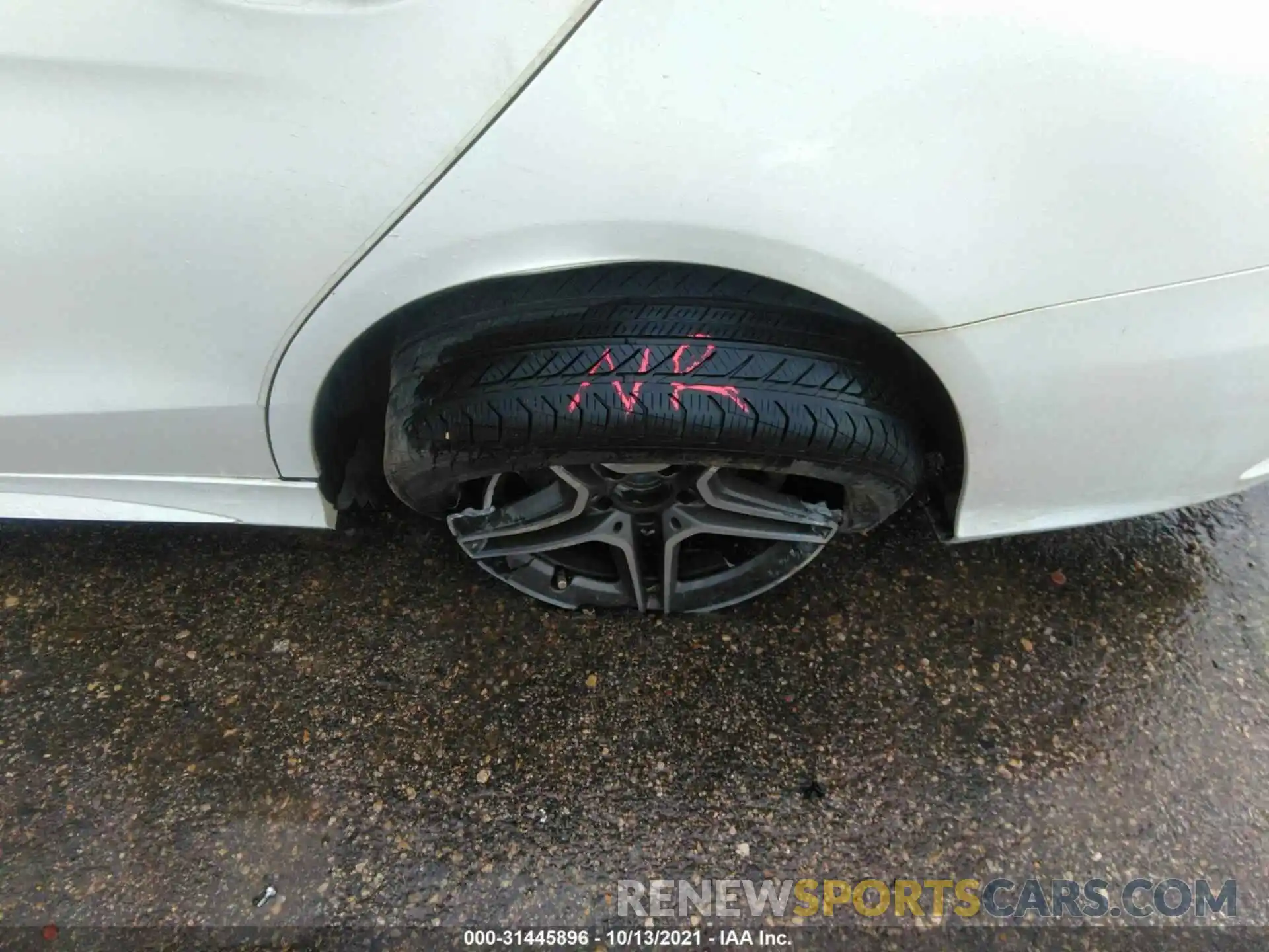 13 Photograph of a damaged car 55SWF6EB0LU330327 MERCEDES-BENZ C-CLASS 2020