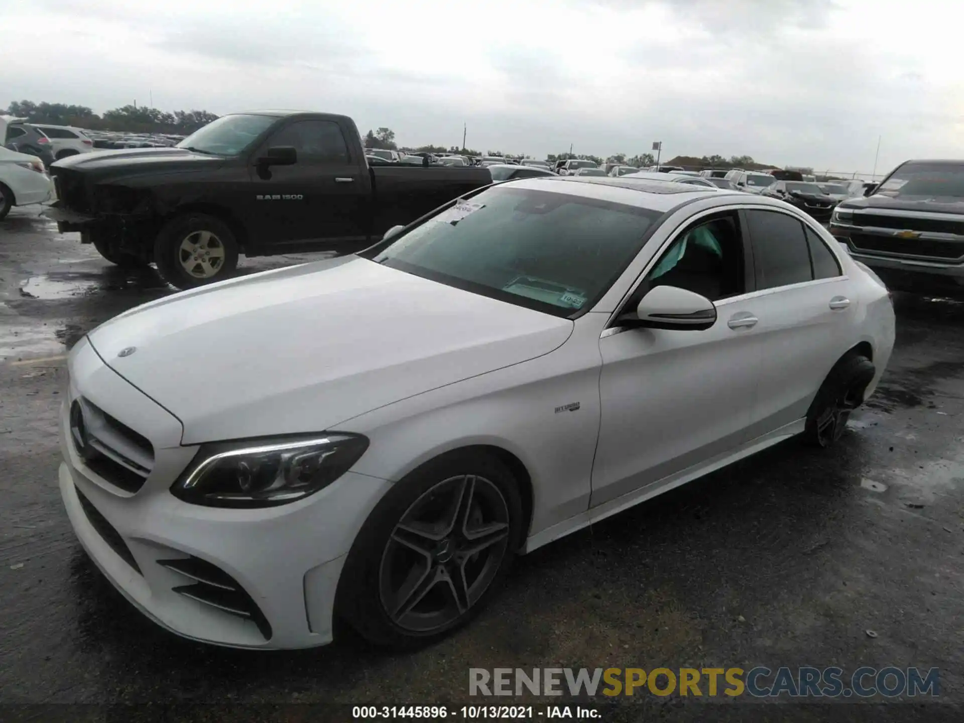 2 Photograph of a damaged car 55SWF6EB0LU330327 MERCEDES-BENZ C-CLASS 2020