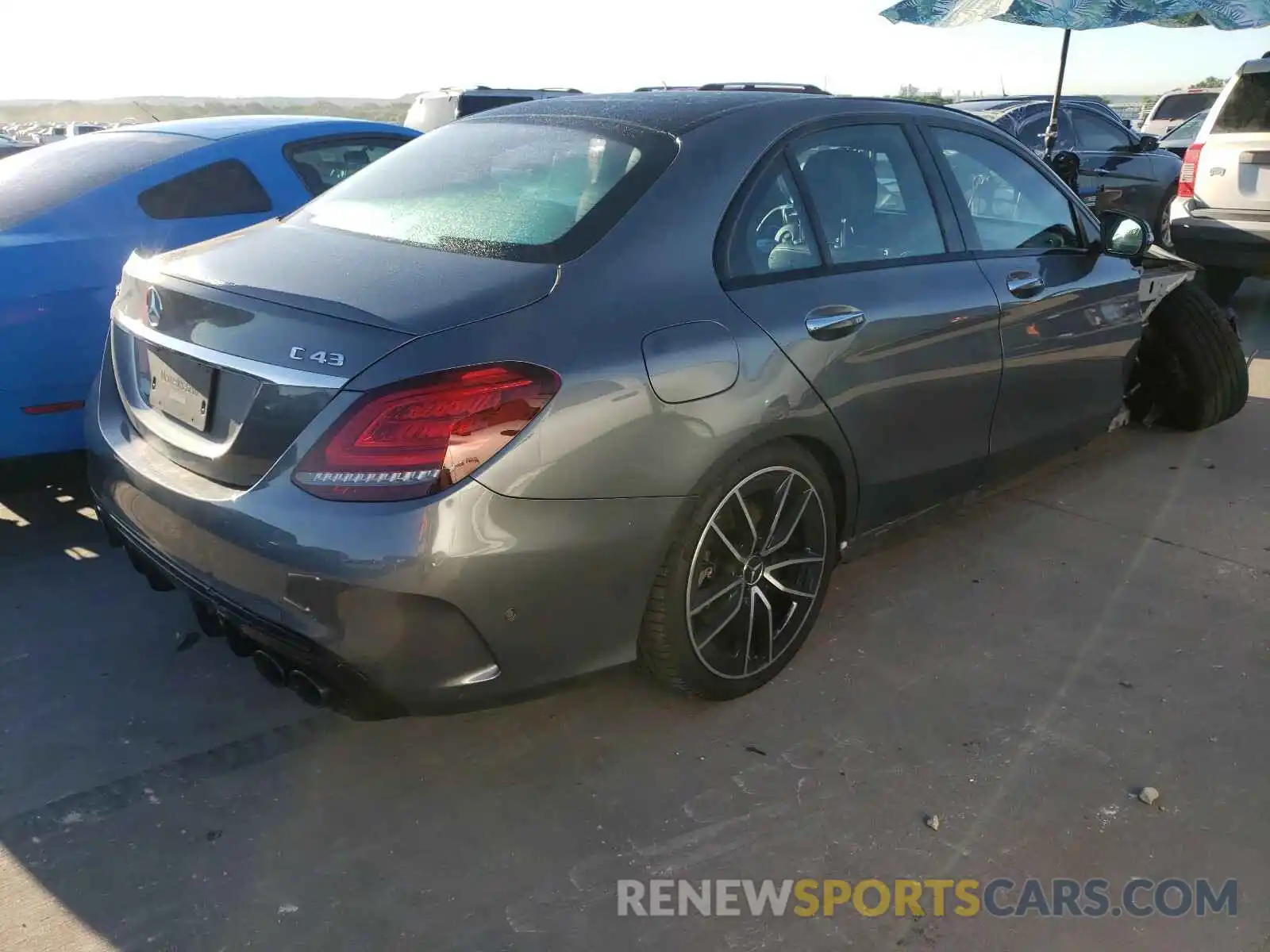 4 Photograph of a damaged car 55SWF6EB0LU330876 MERCEDES-BENZ C CLASS 2020