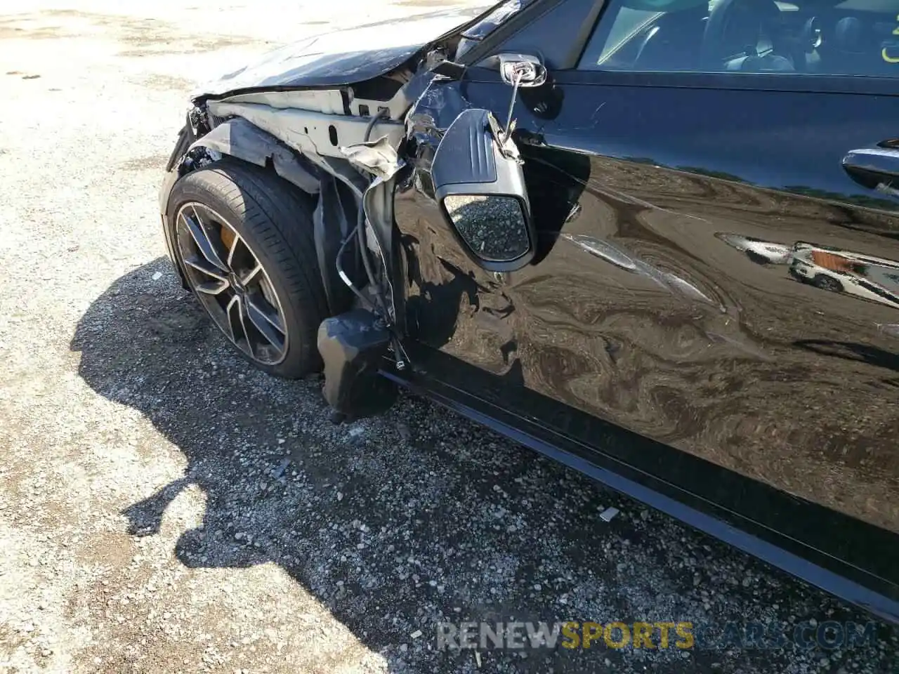 9 Photograph of a damaged car 55SWF6EB1LU329221 MERCEDES-BENZ C-CLASS 2020