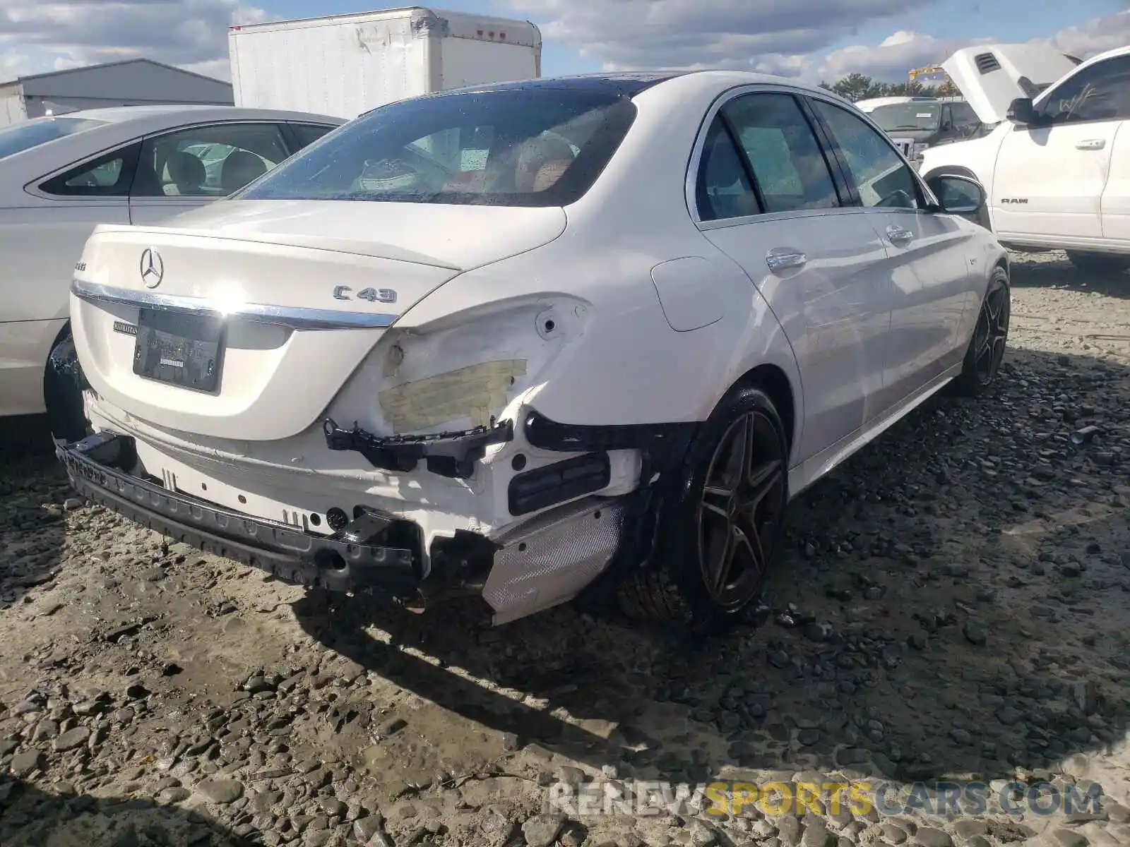 4 Фотография поврежденного автомобиля 55SWF6EB2LU323119 MERCEDES-BENZ C-CLASS 2020