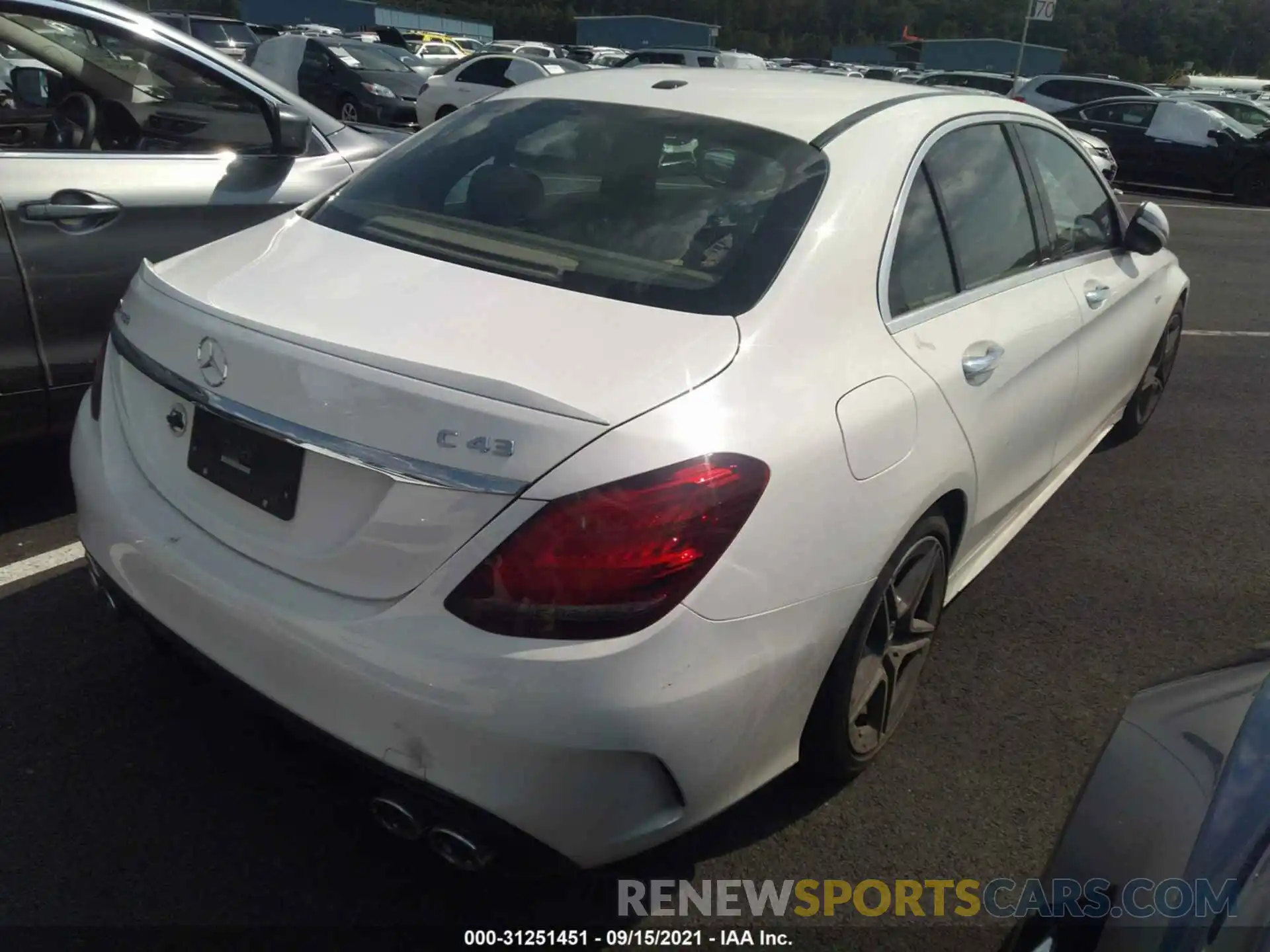 4 Photograph of a damaged car 55SWF6EB3LU330807 MERCEDES-BENZ C-CLASS 2020